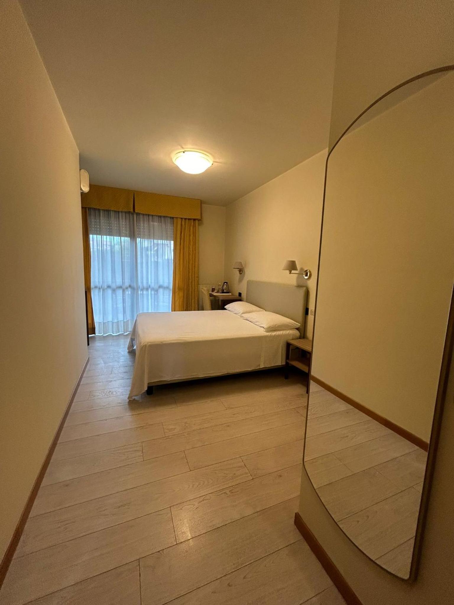 Superior Double Room - Photo 4