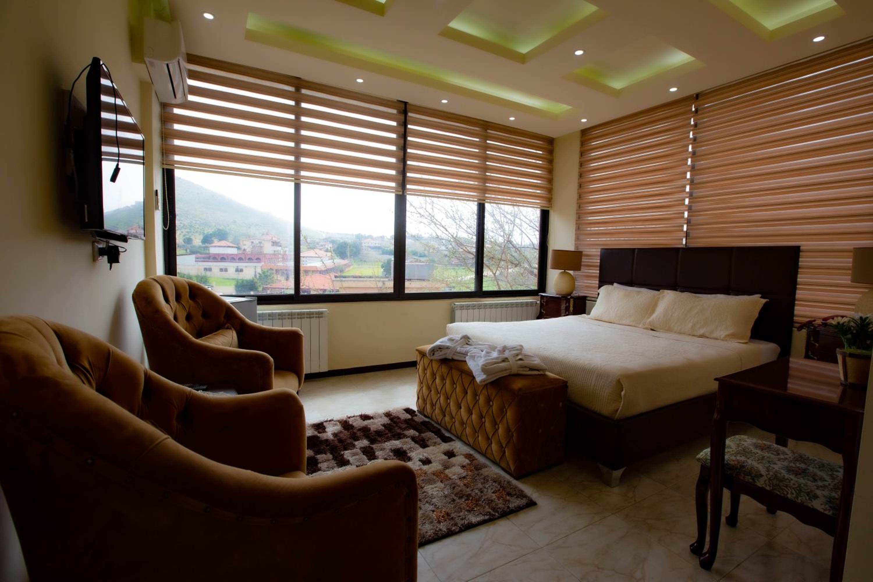 Superior King Room