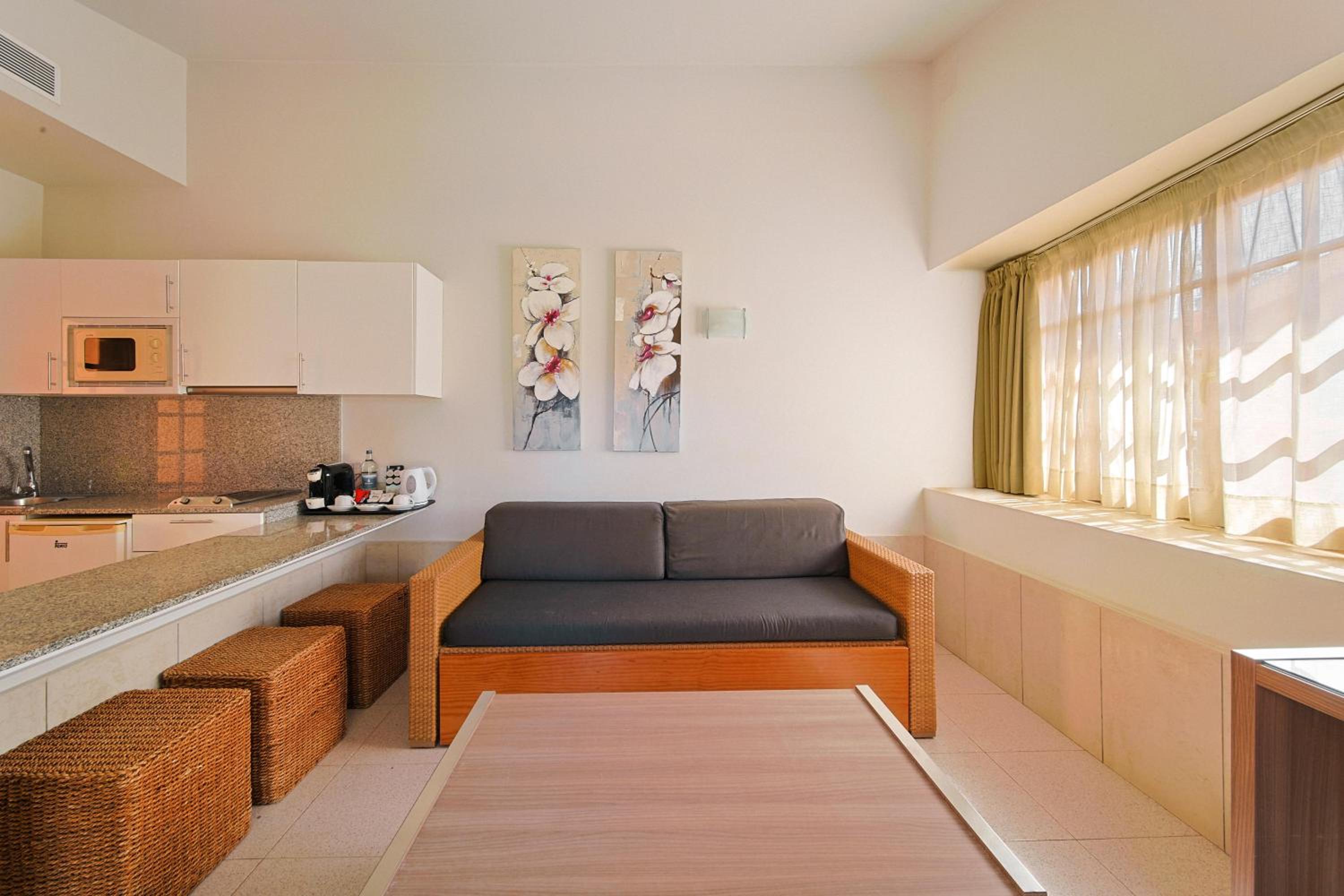Bungalow de una habitación con vista a la piscina