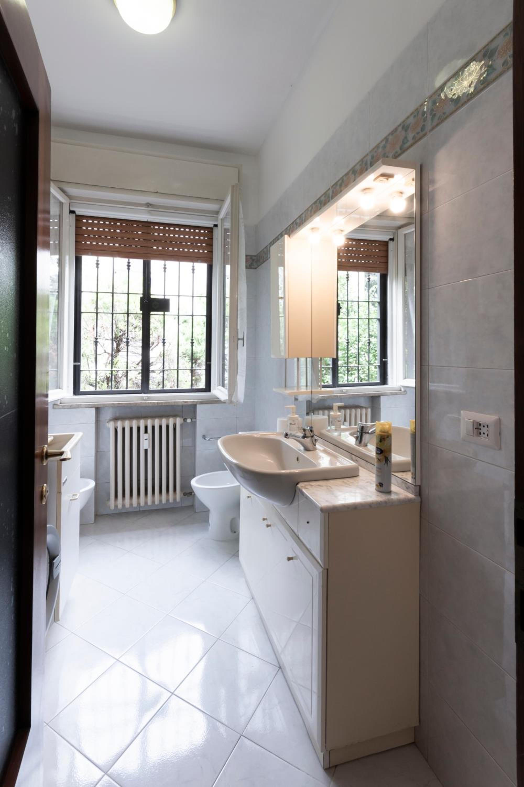 Triple Room With Shared Bathroom photo 2