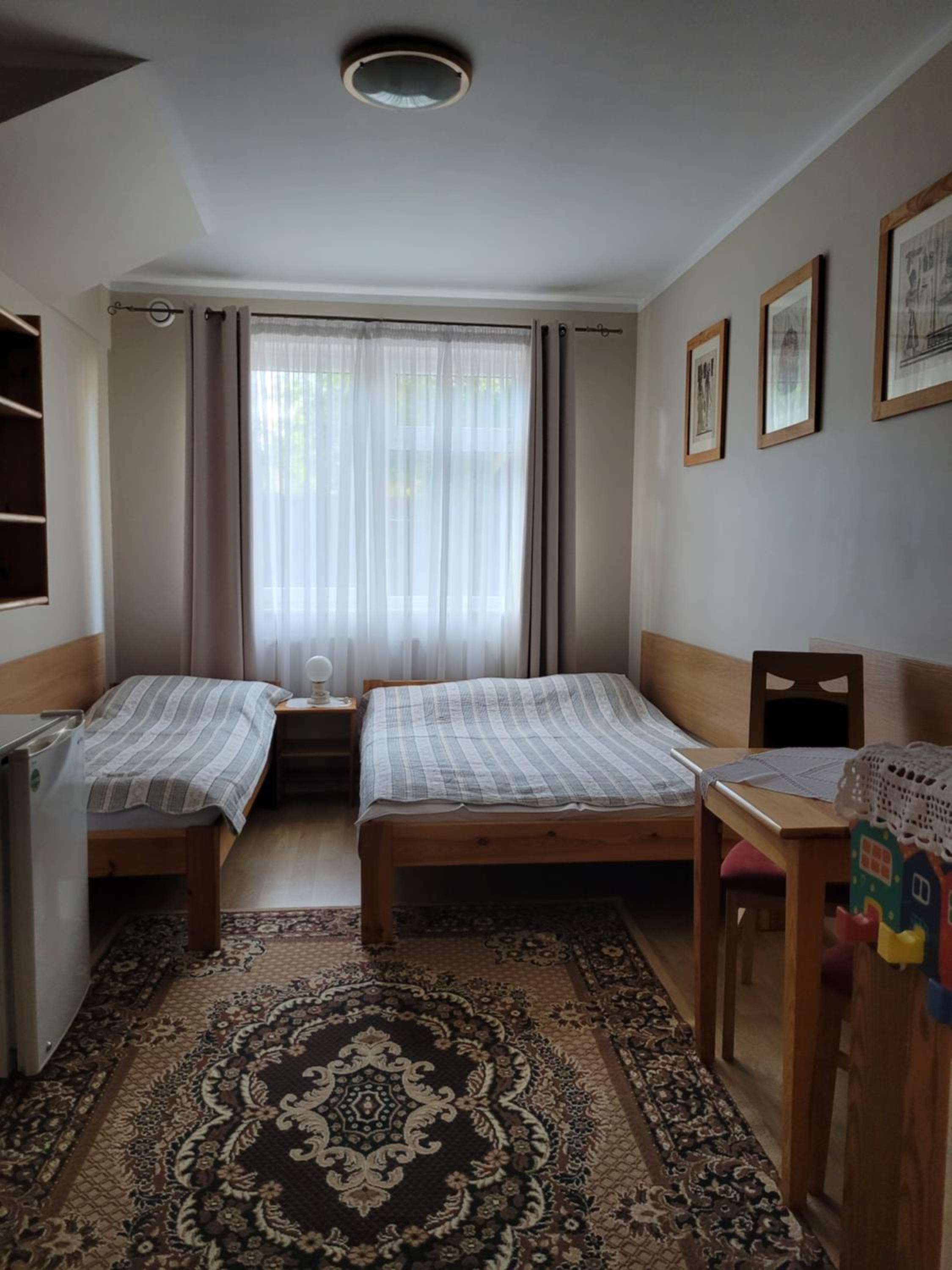 Basic Triple Room photo 2