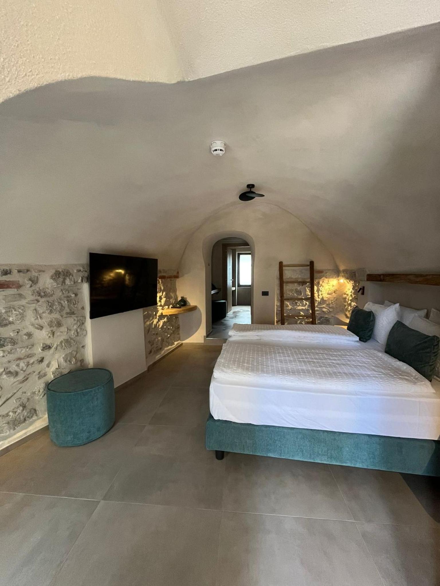 Deluxe Junior Suite