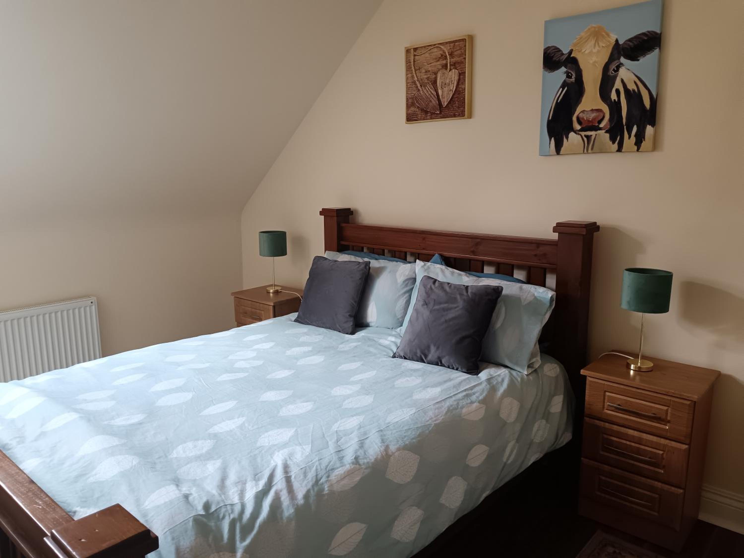 One-Bedroom Apartment - Photo 1