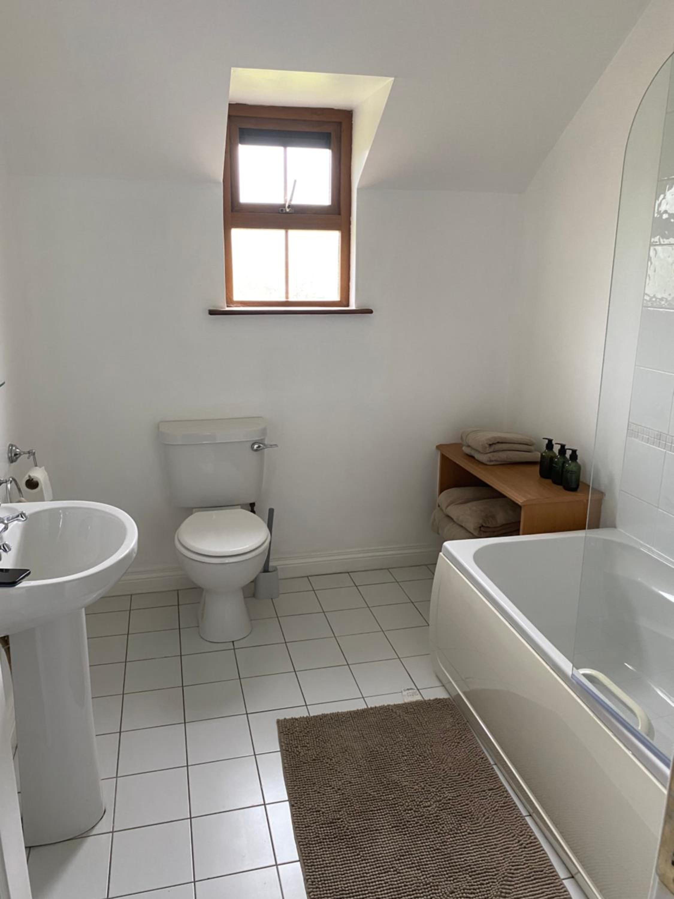 Three-Bedroom Vacation Home  photo 3