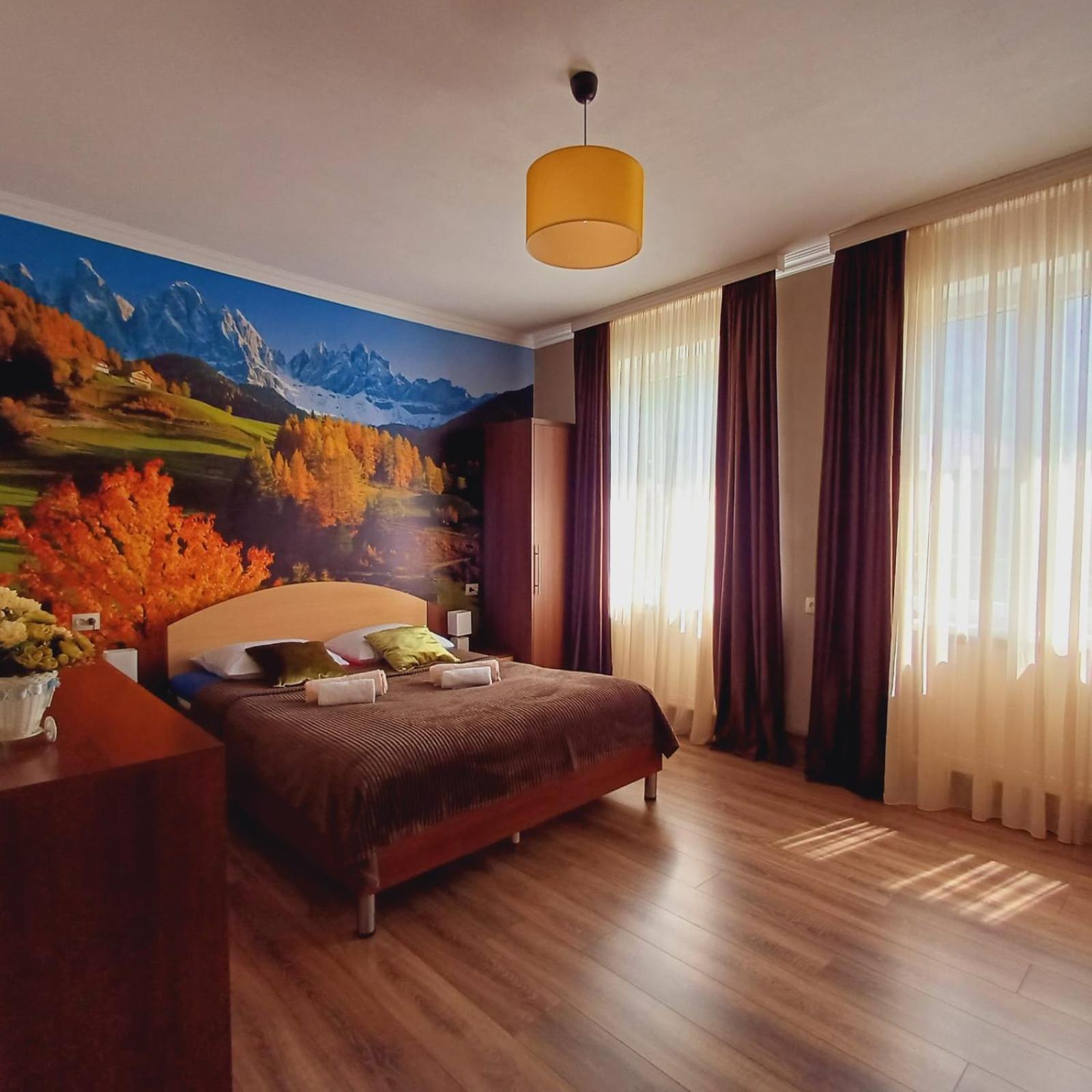 Large Double Room photo 3