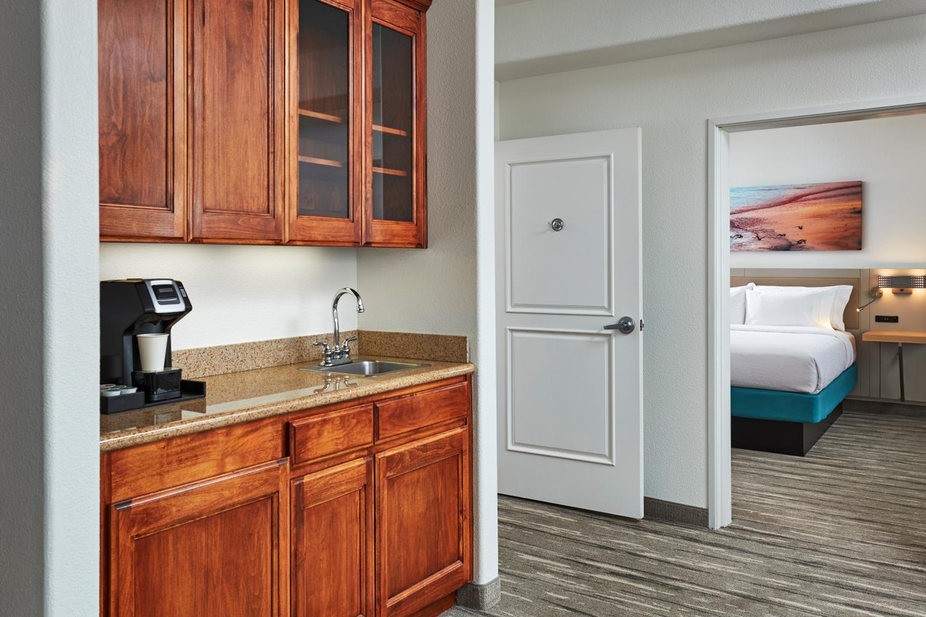 Family Suite - Photo 8