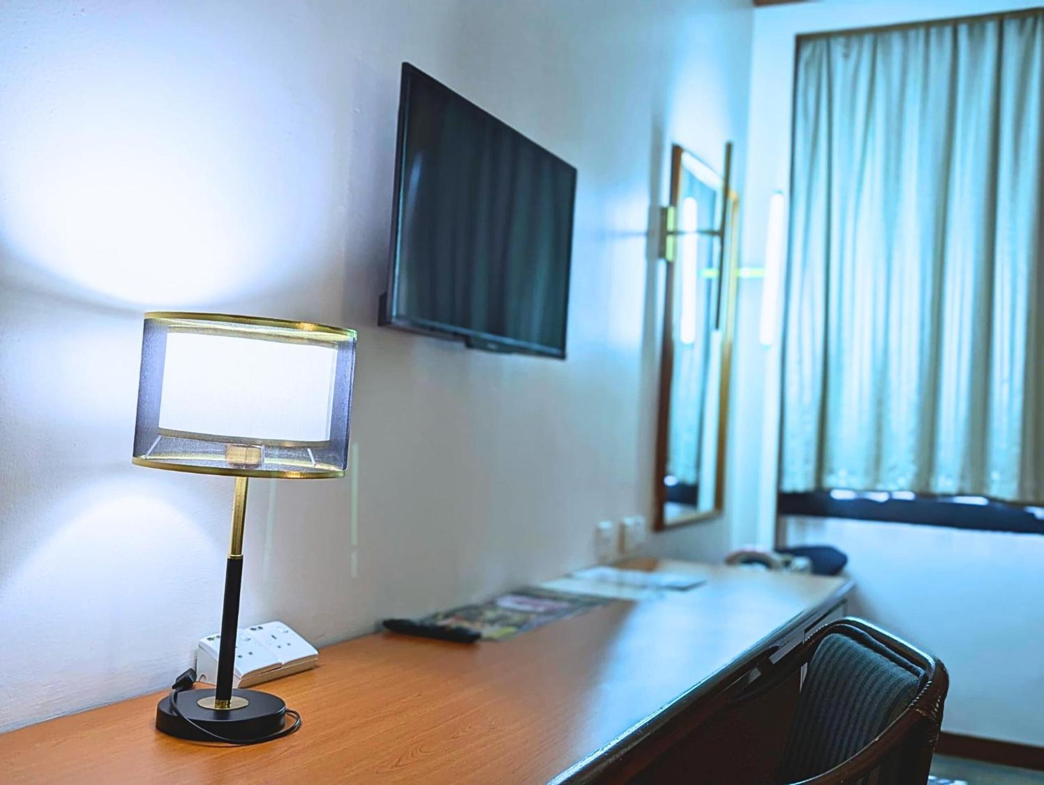 Deluxe Twin Room photo 3