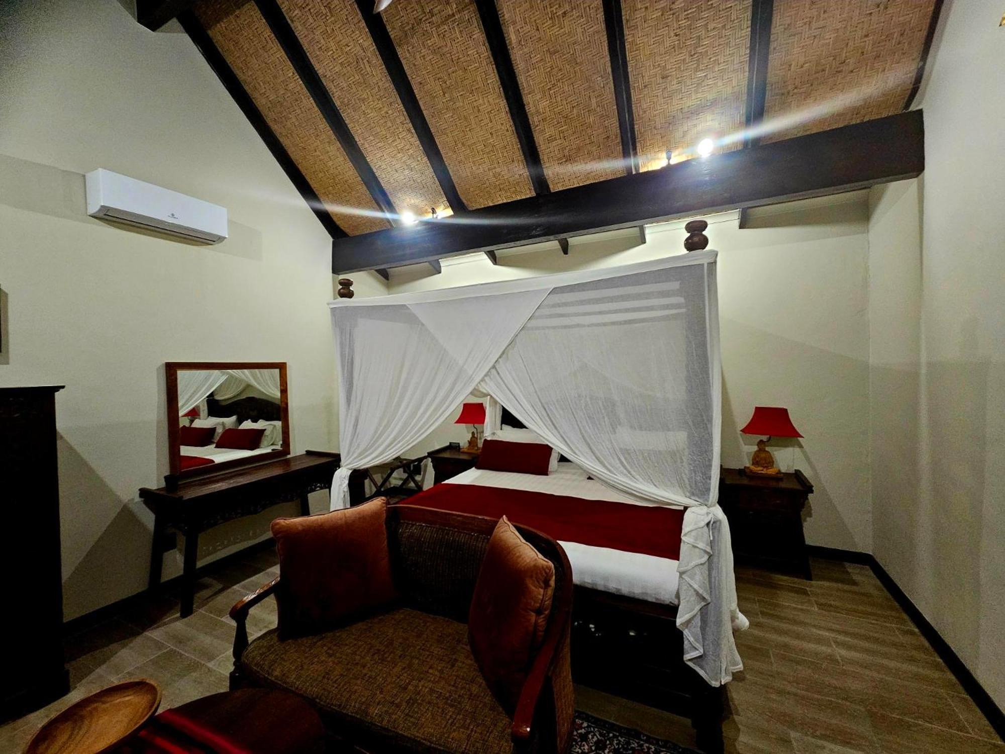 Two-Bedroom Villa - Photo 1