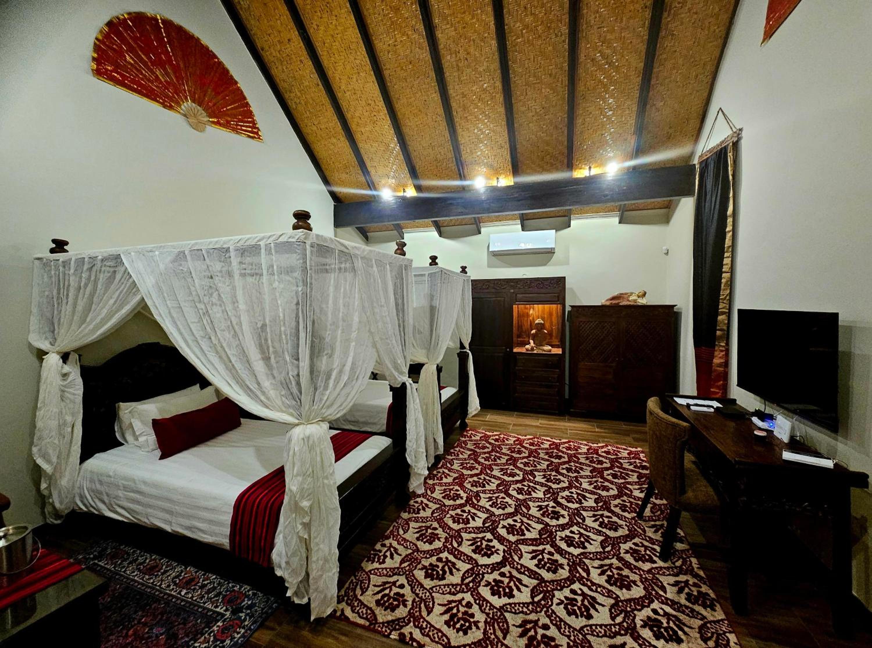 Two-Bedroom Villa - Photo 5