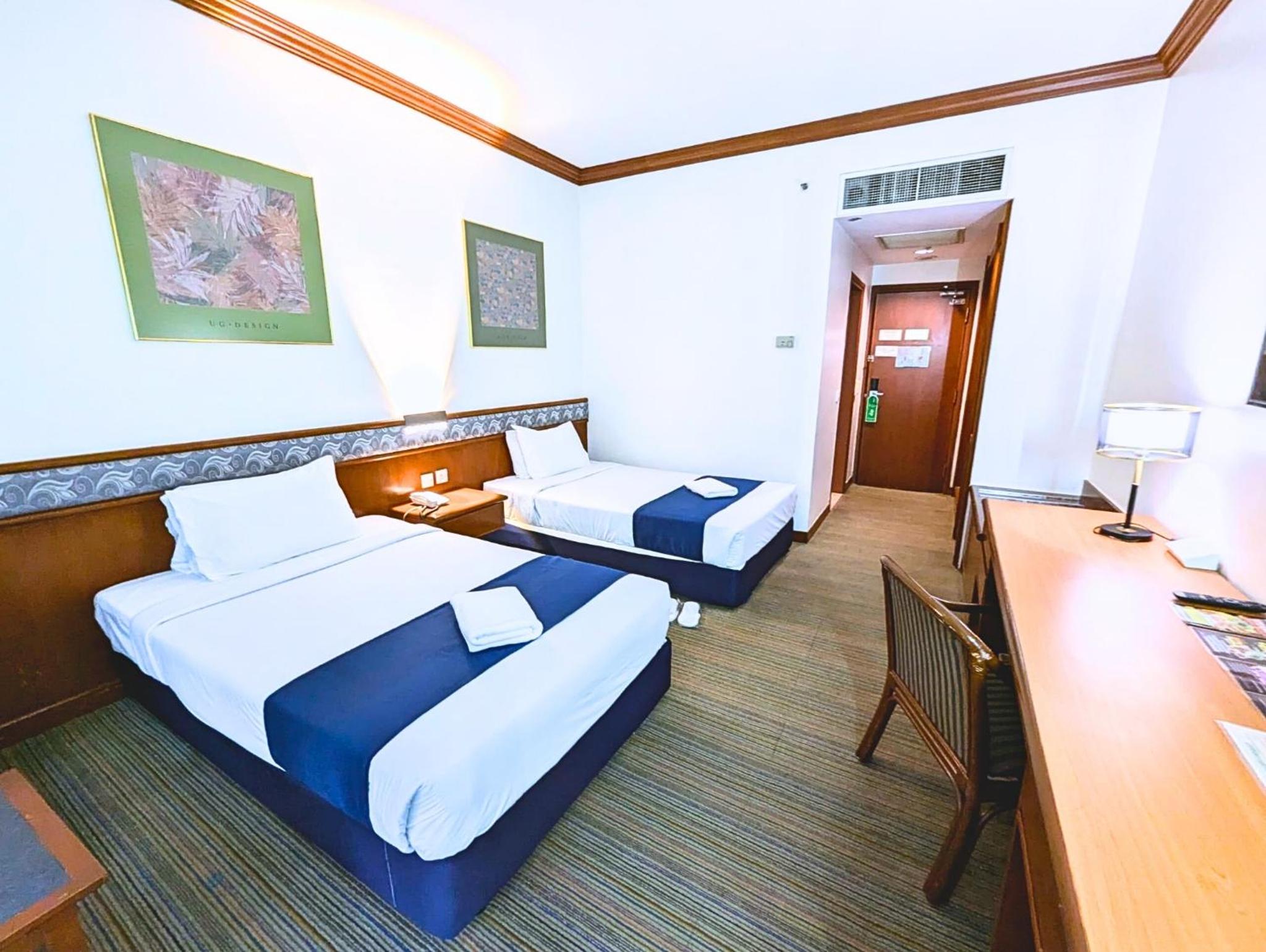 Superior Twin Room photo 2