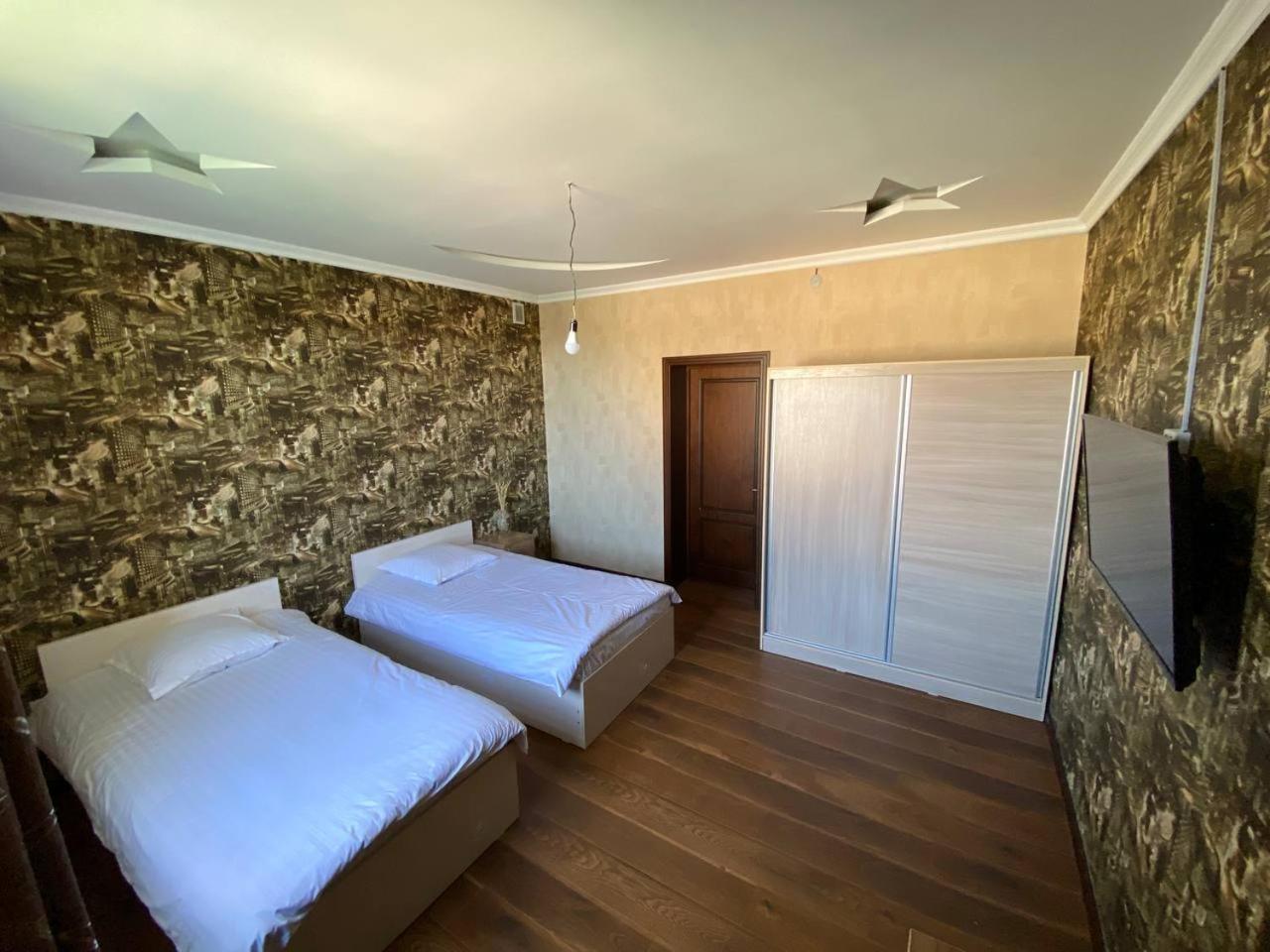 Mixed Dormitory Room photo 1