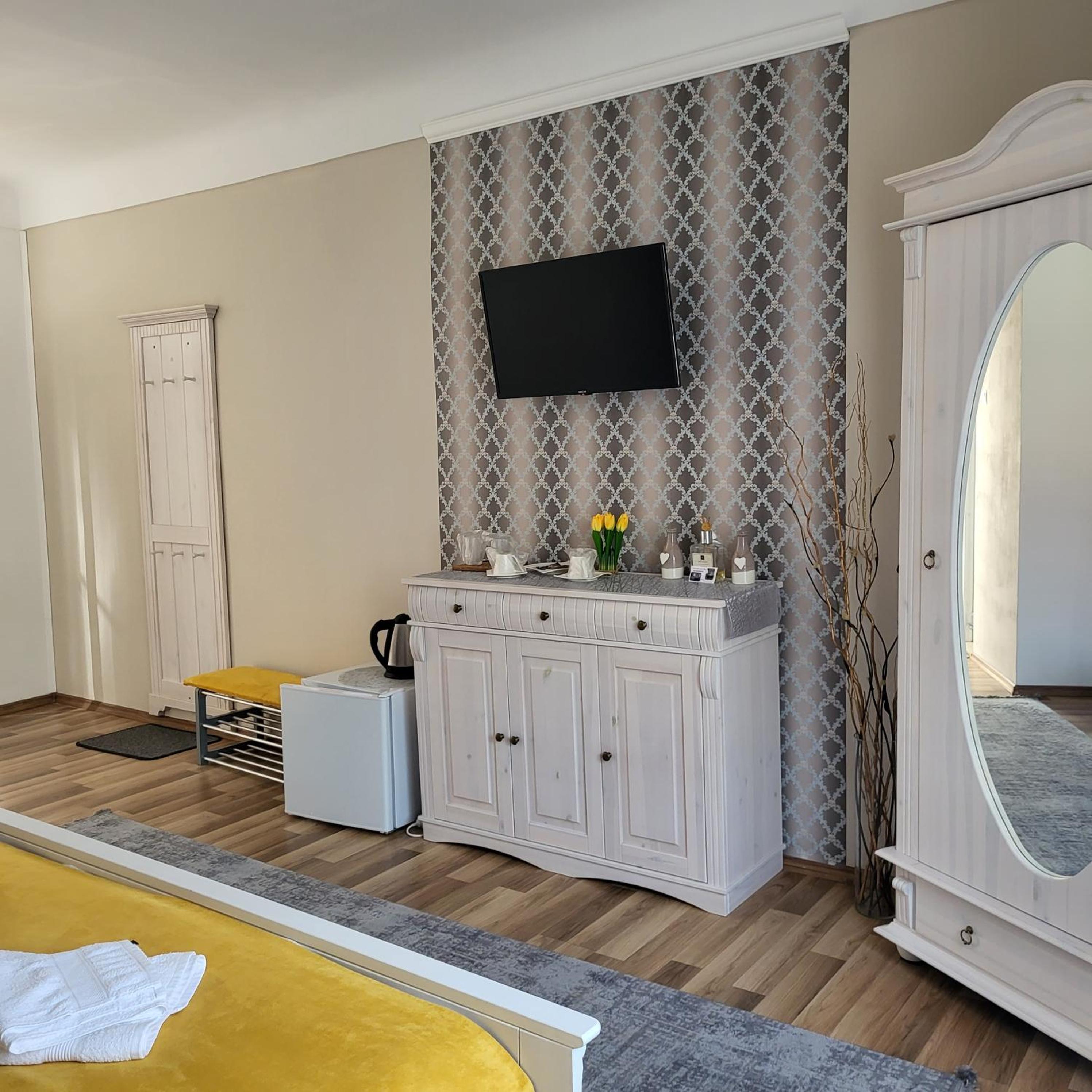 Deluxe Double Room - Photo 7