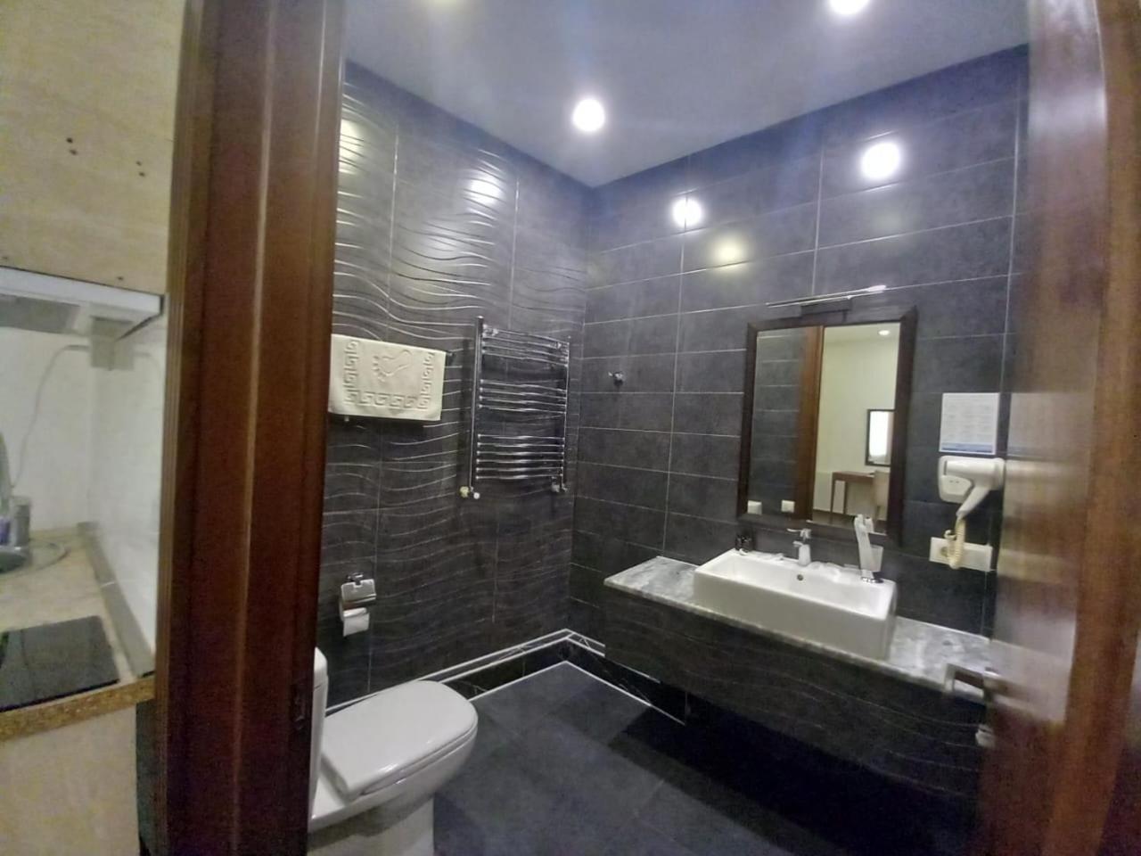 Double Or Twin Room With Terrace - Photo 3