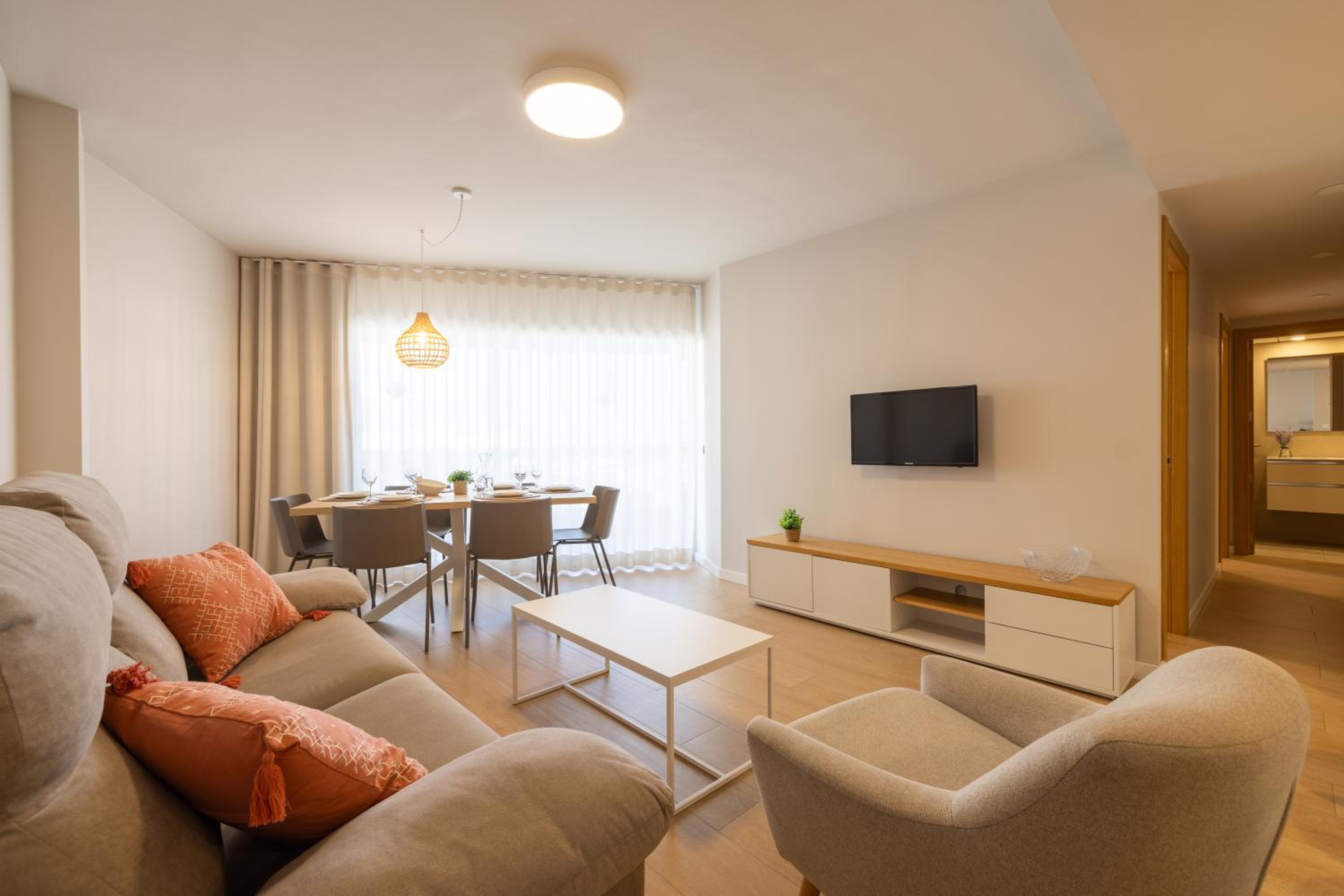 Apartamento Superior de Tres Habitaciones (6-8 Adultos)