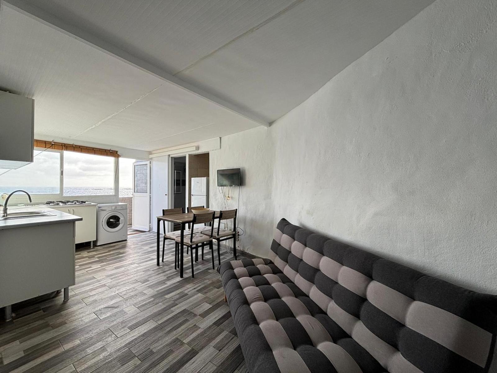 Apartamento de una habitación con vistas al mar y terraza