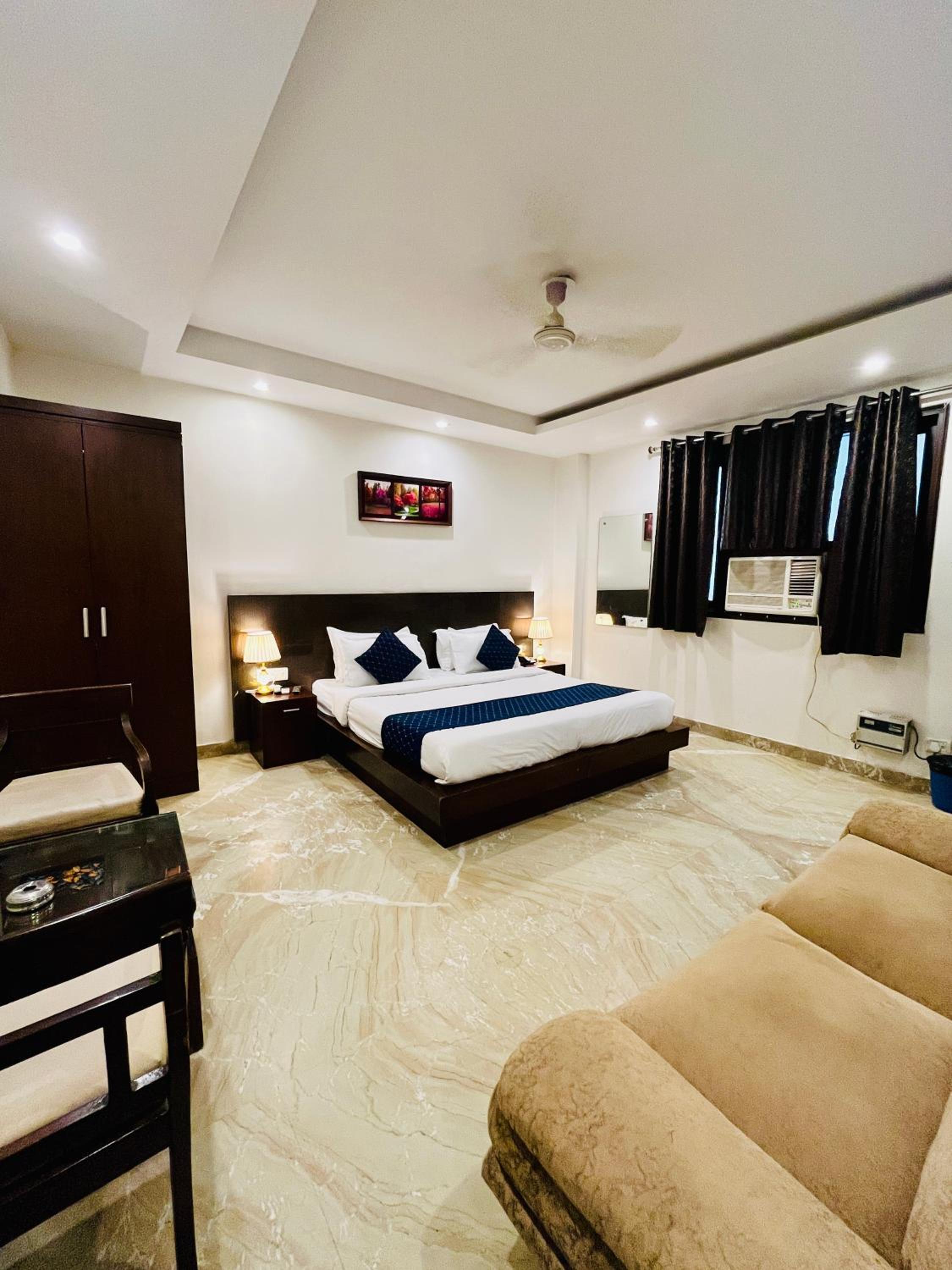 Superior King Room - Photo 6