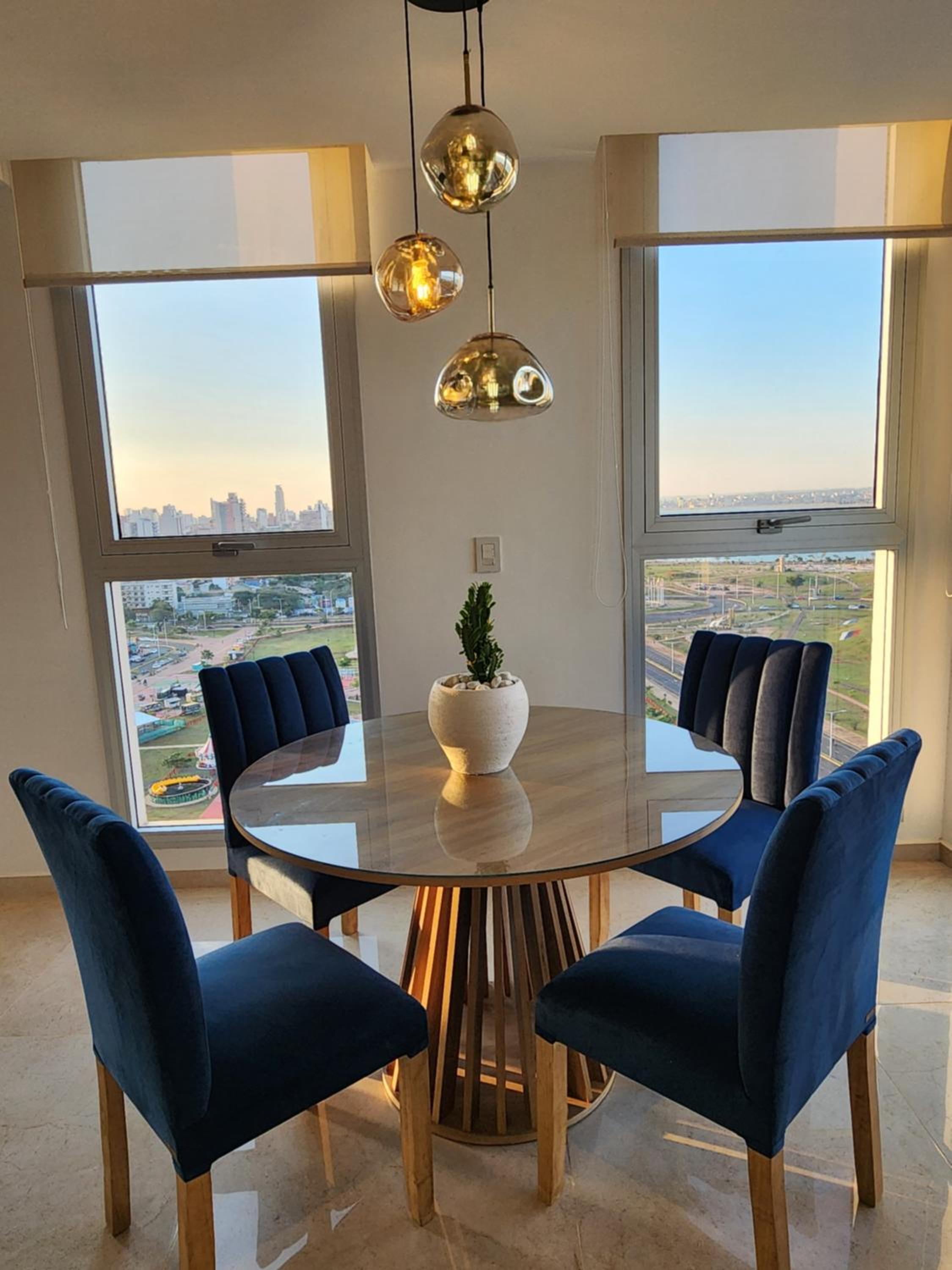 One-Bedroom Apartment photo 2