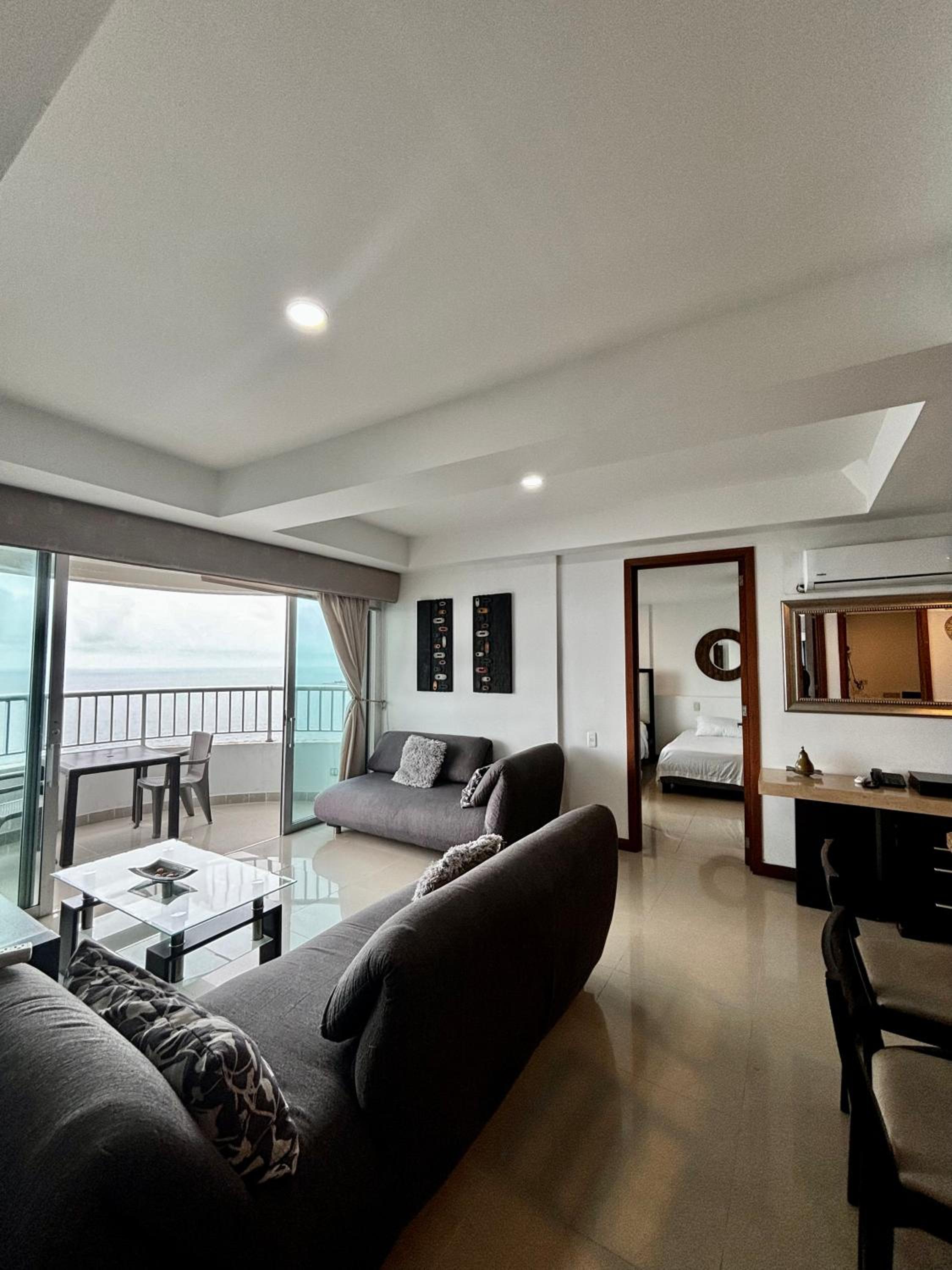 Apartment with Sea View