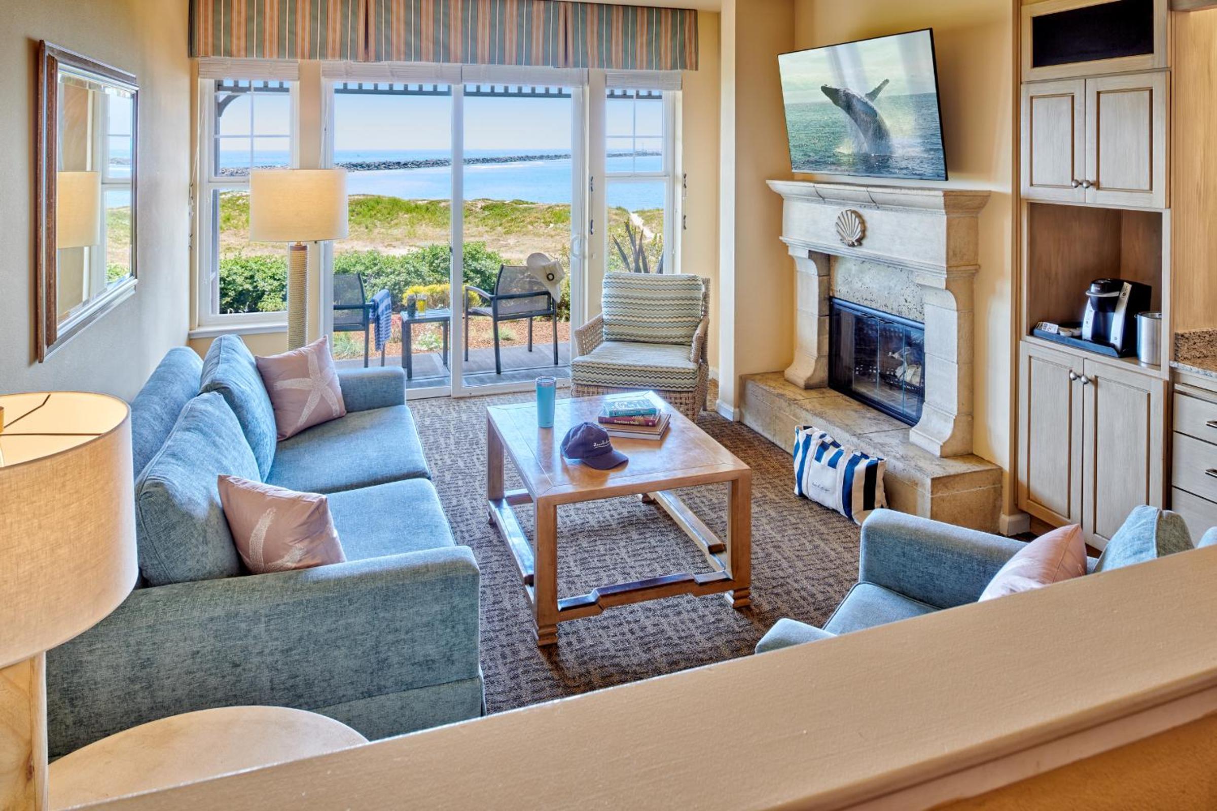 Ocean View Suite photo 3