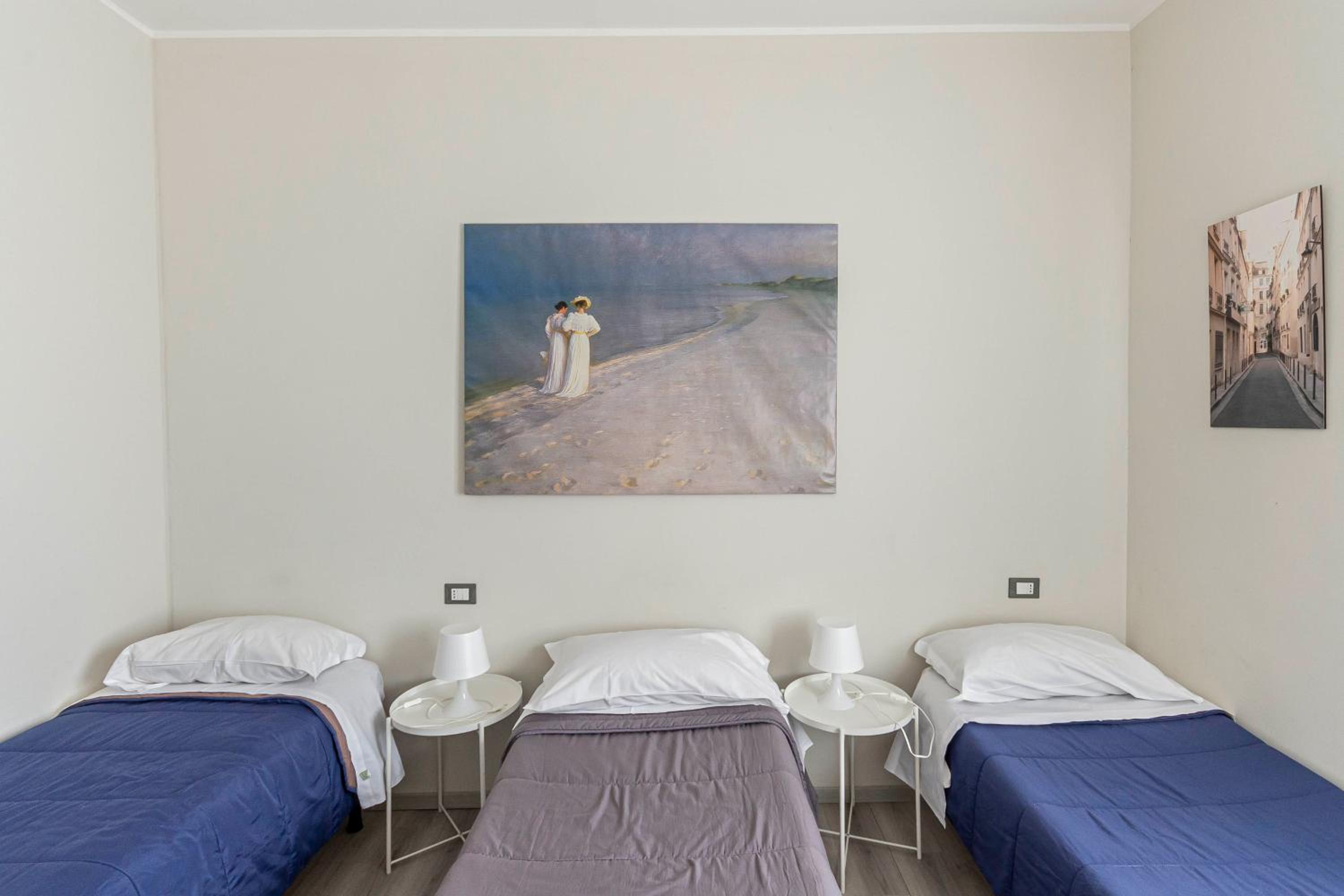 Basic Triple Room photo 2