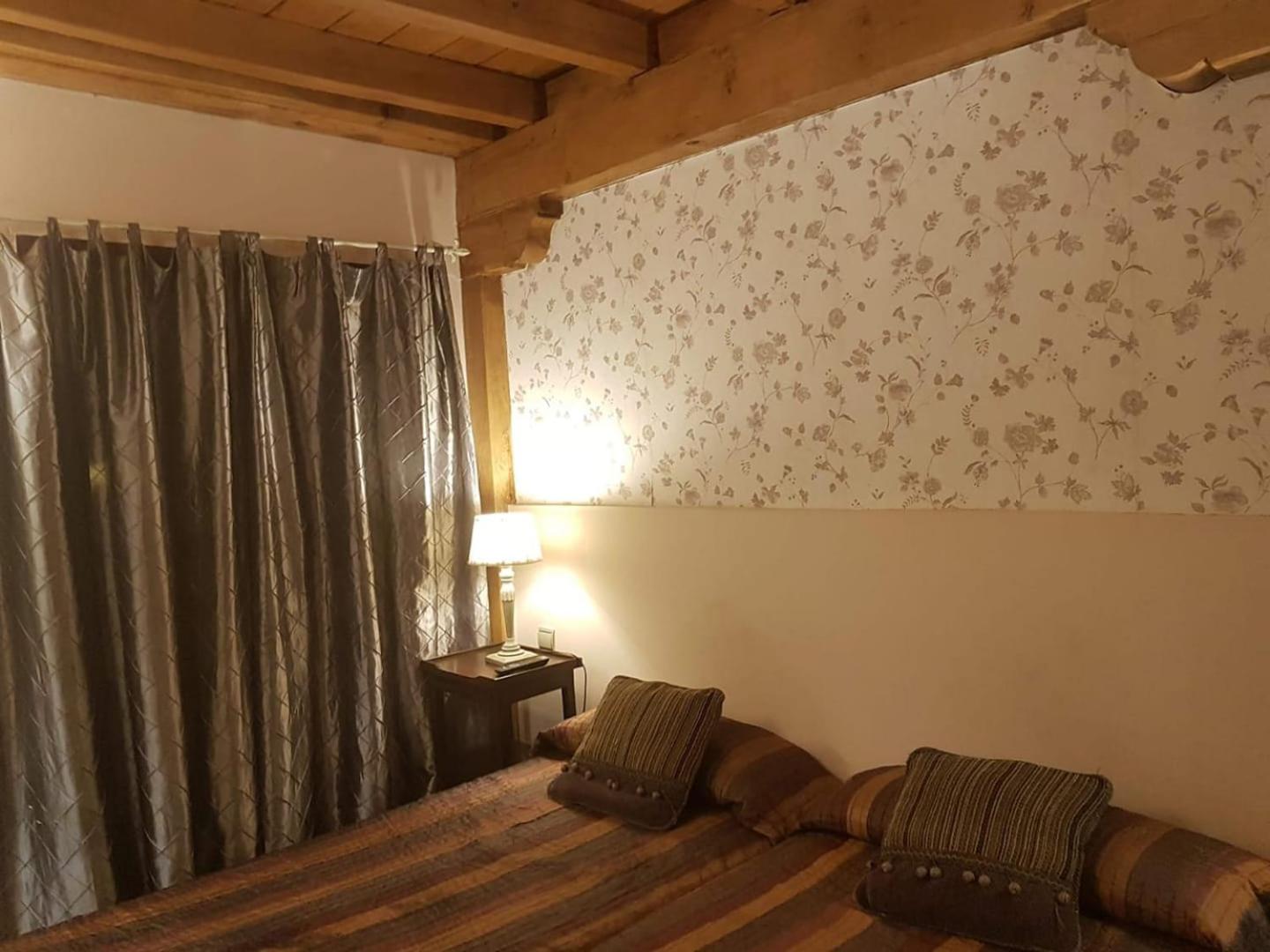 Double Room - Photo 2