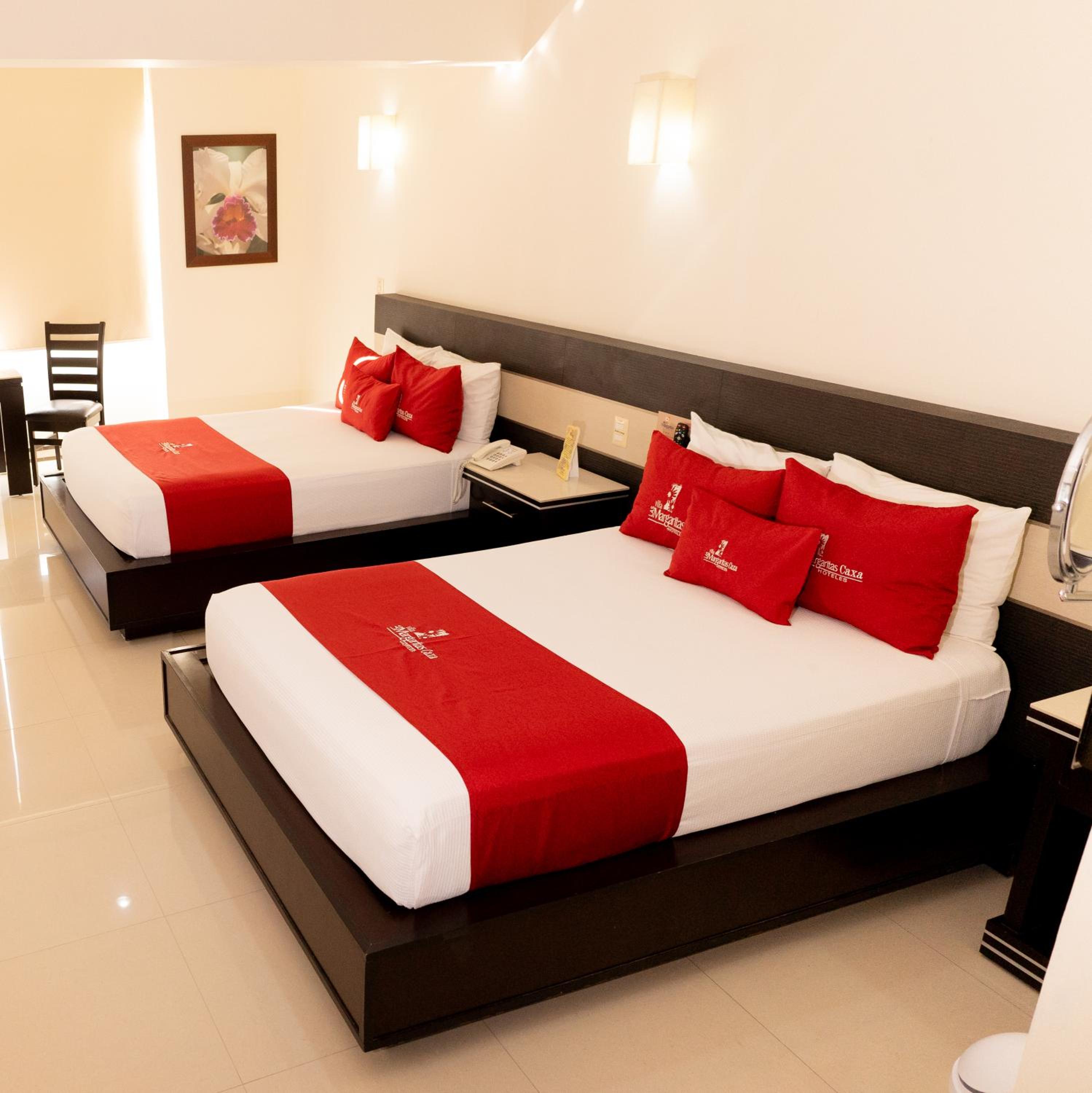 Superior King Room - Photo 5
