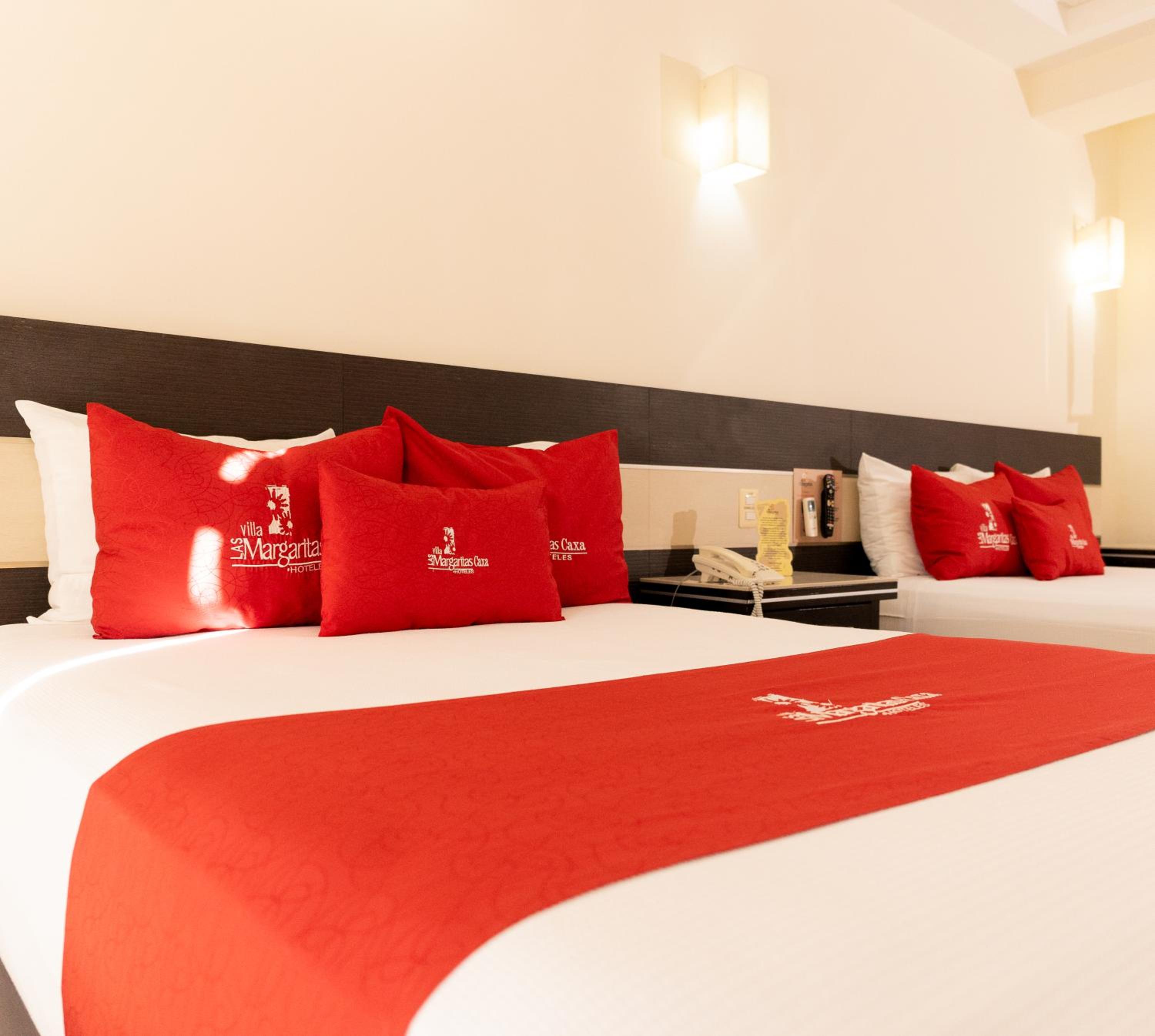 Superior King Room - Photo 1