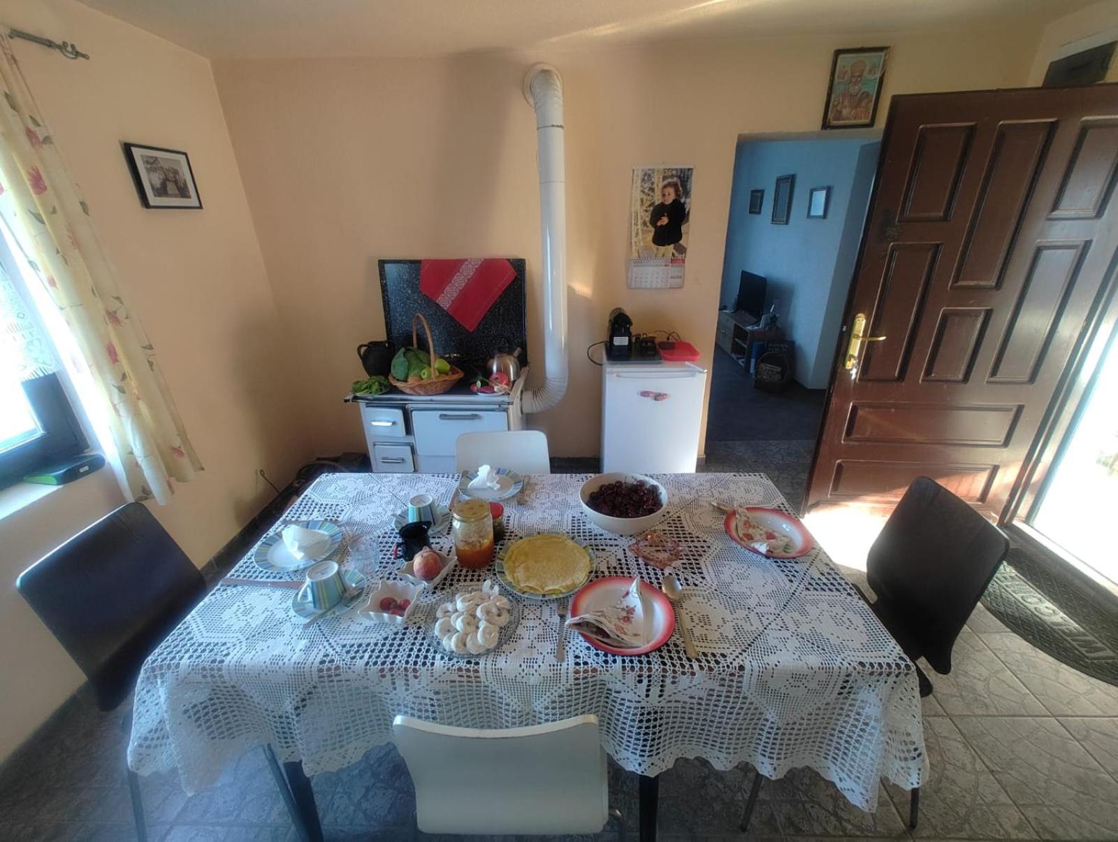 One-Bedroom House photo 2