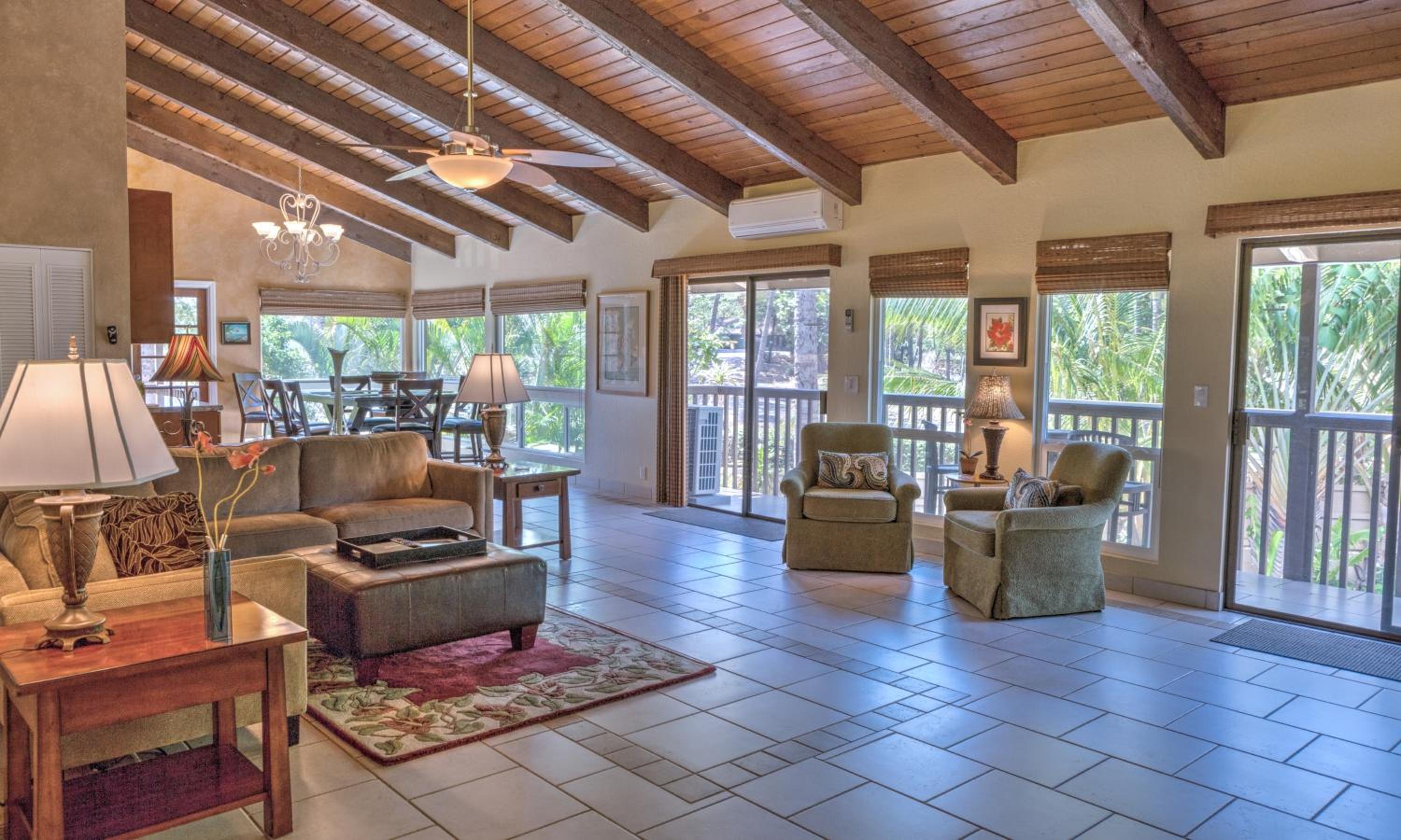 Three-Bedroom Suite - Photo 4