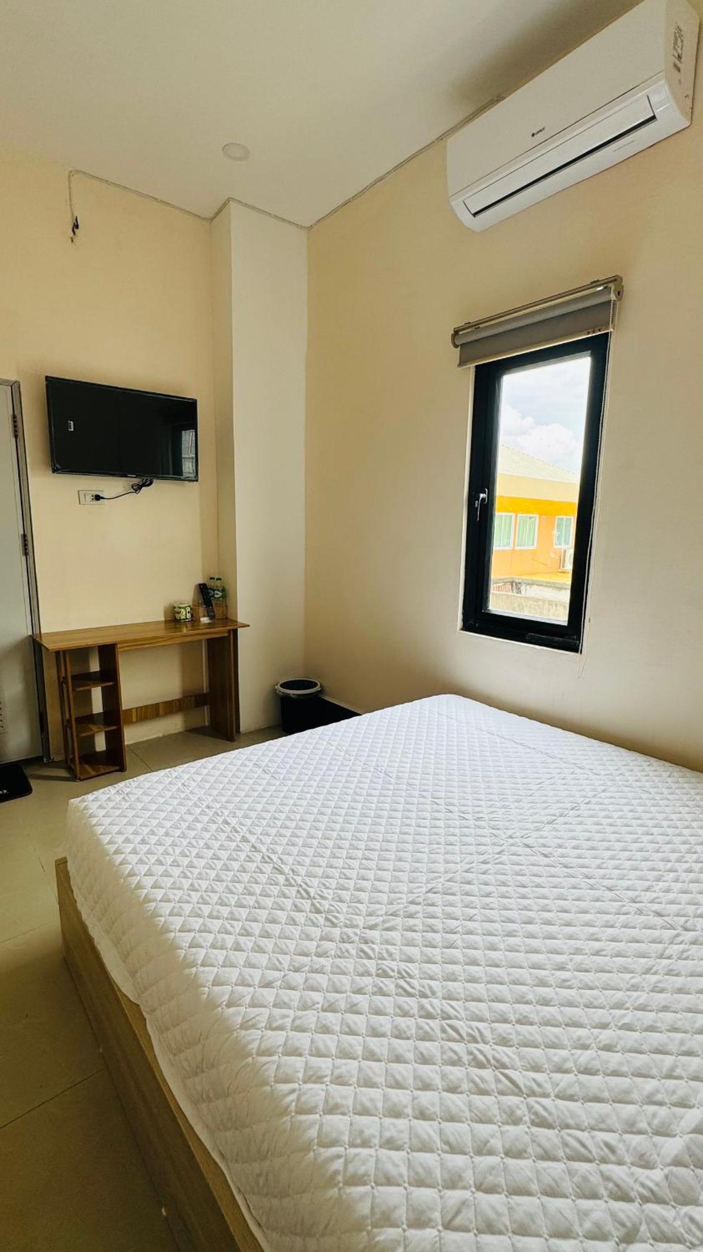 Double Room - Photo 6