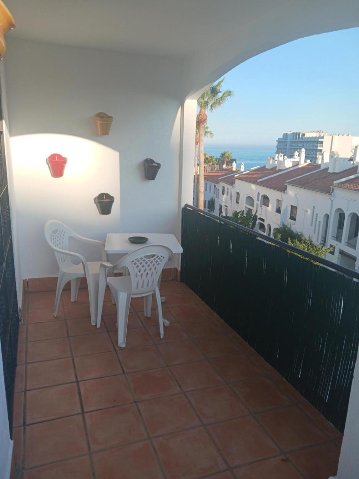 Apartamento de Dos Habitaciones con Piscina Privada