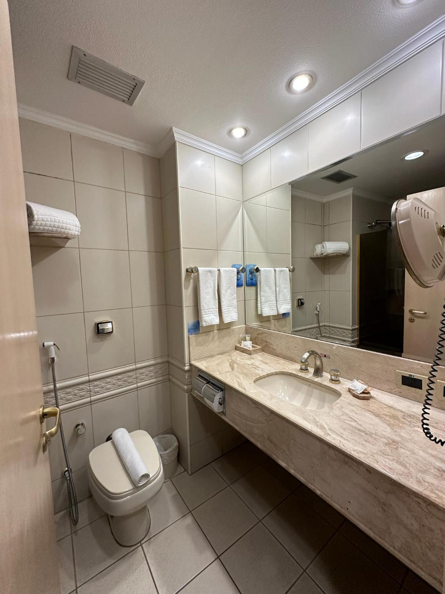 Superior Queen Room - Photo 11