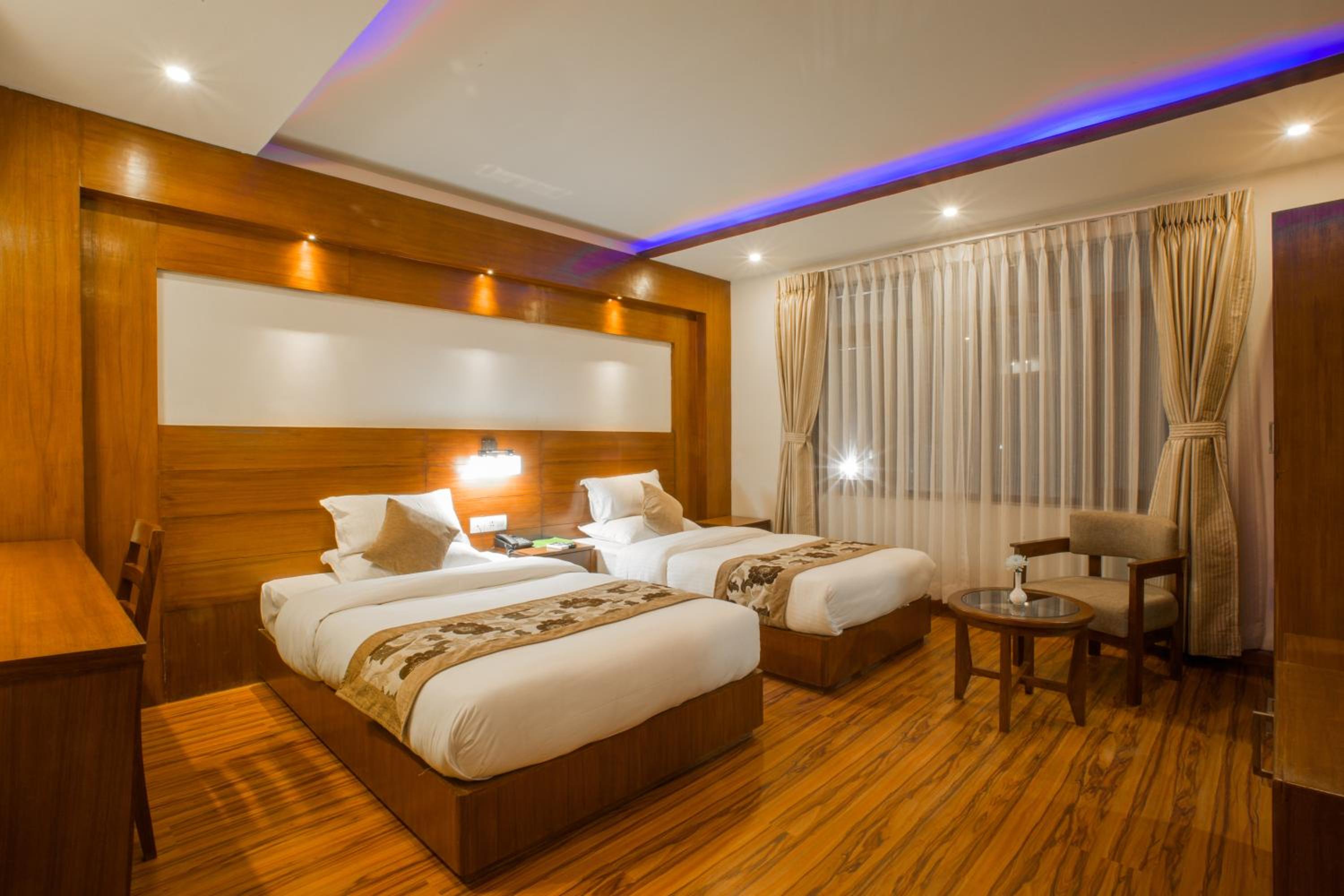 Deluxe Double or Twin Room with Free Airport Pickup