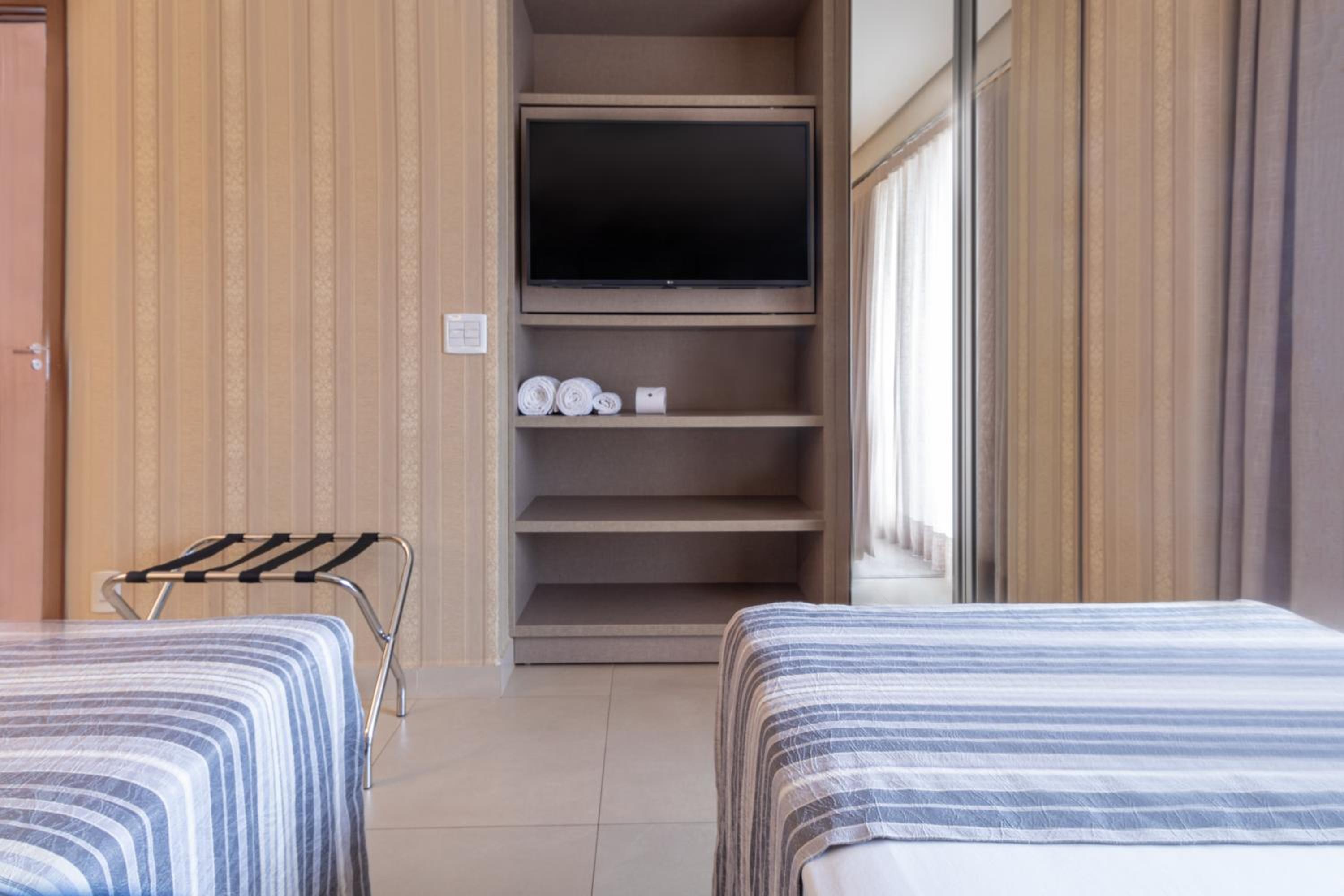Luxury Twin Room - Photo 5