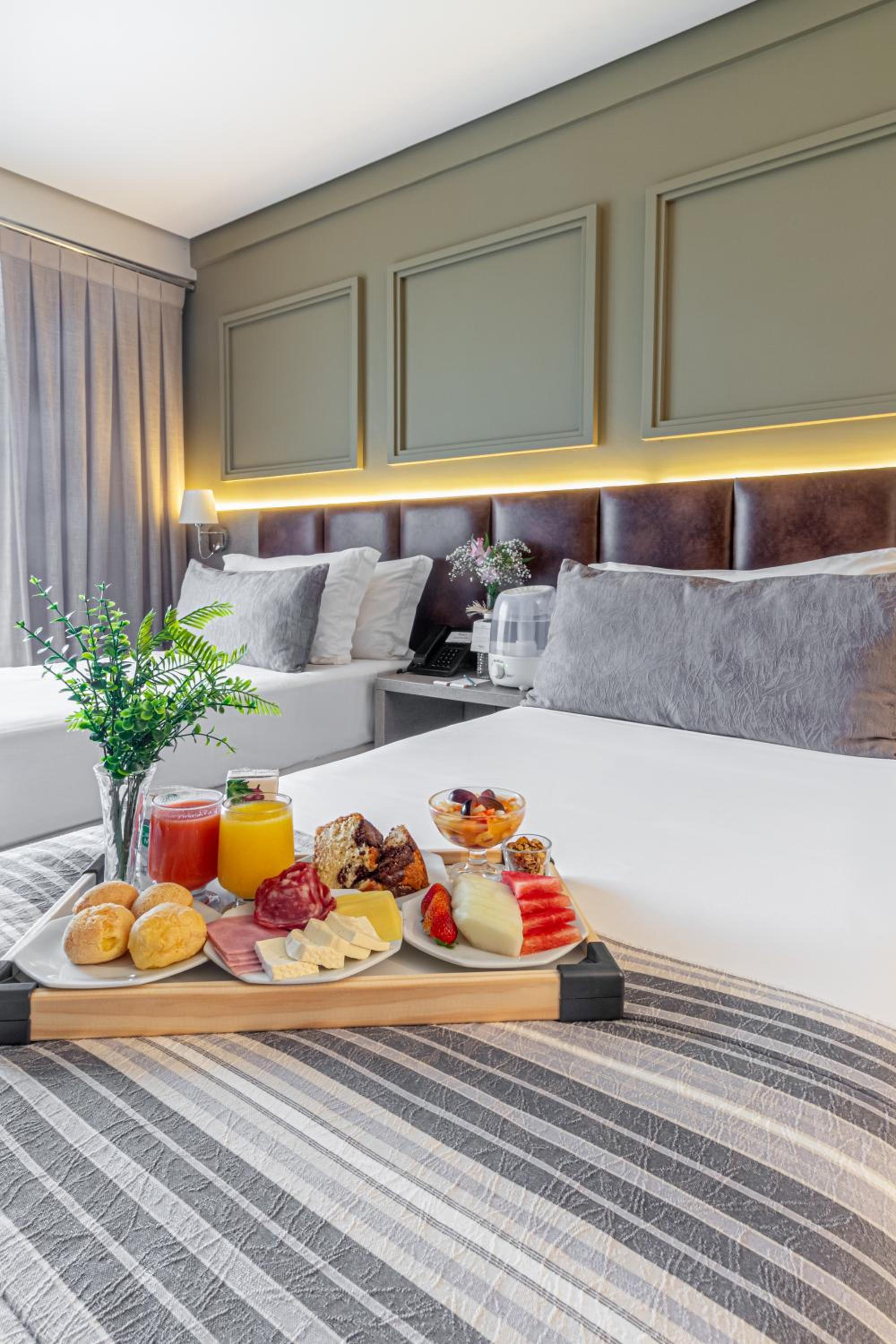 Luxury Twin Room - Photo 3