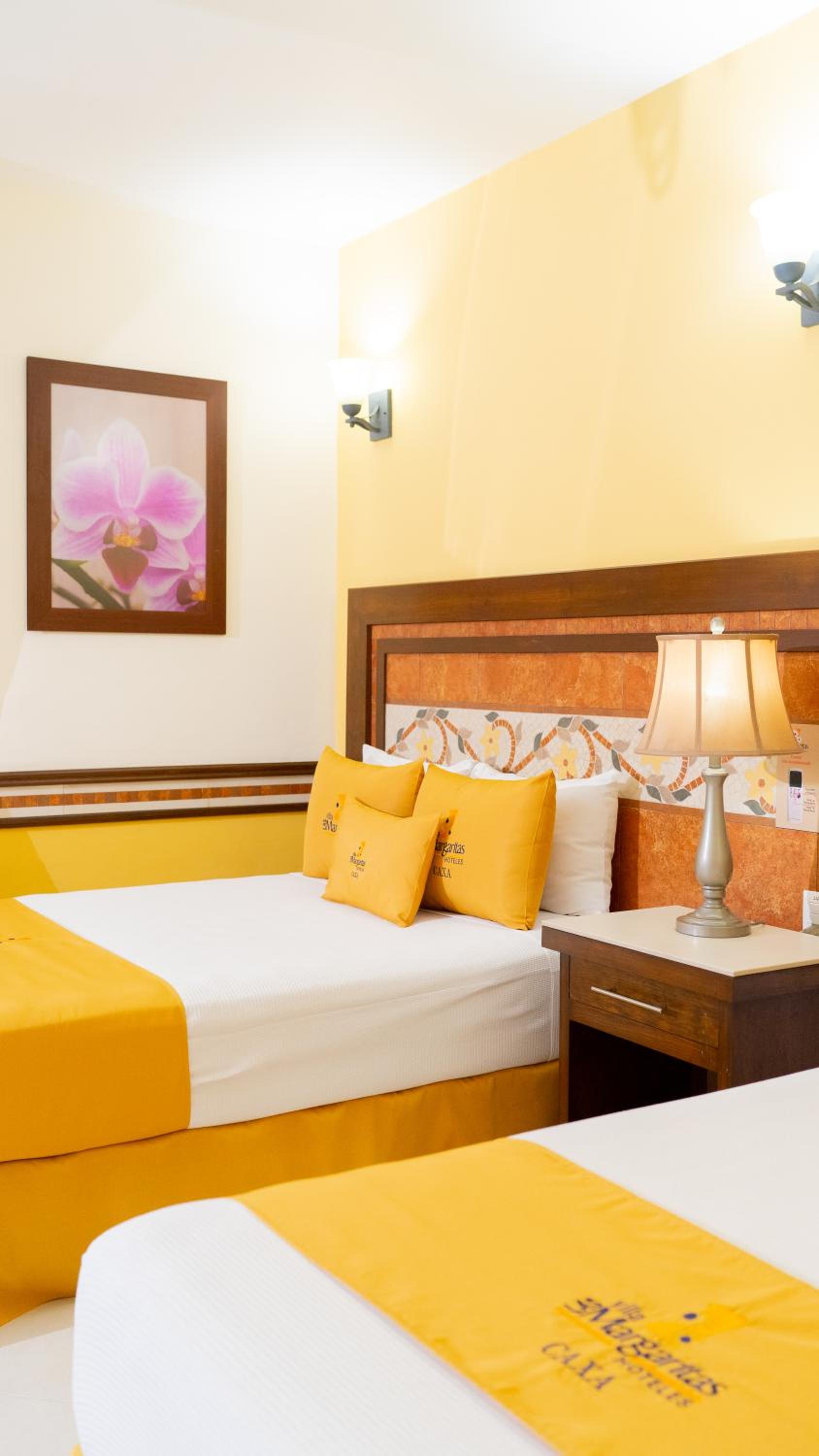Double or Twin Room - Photo 4