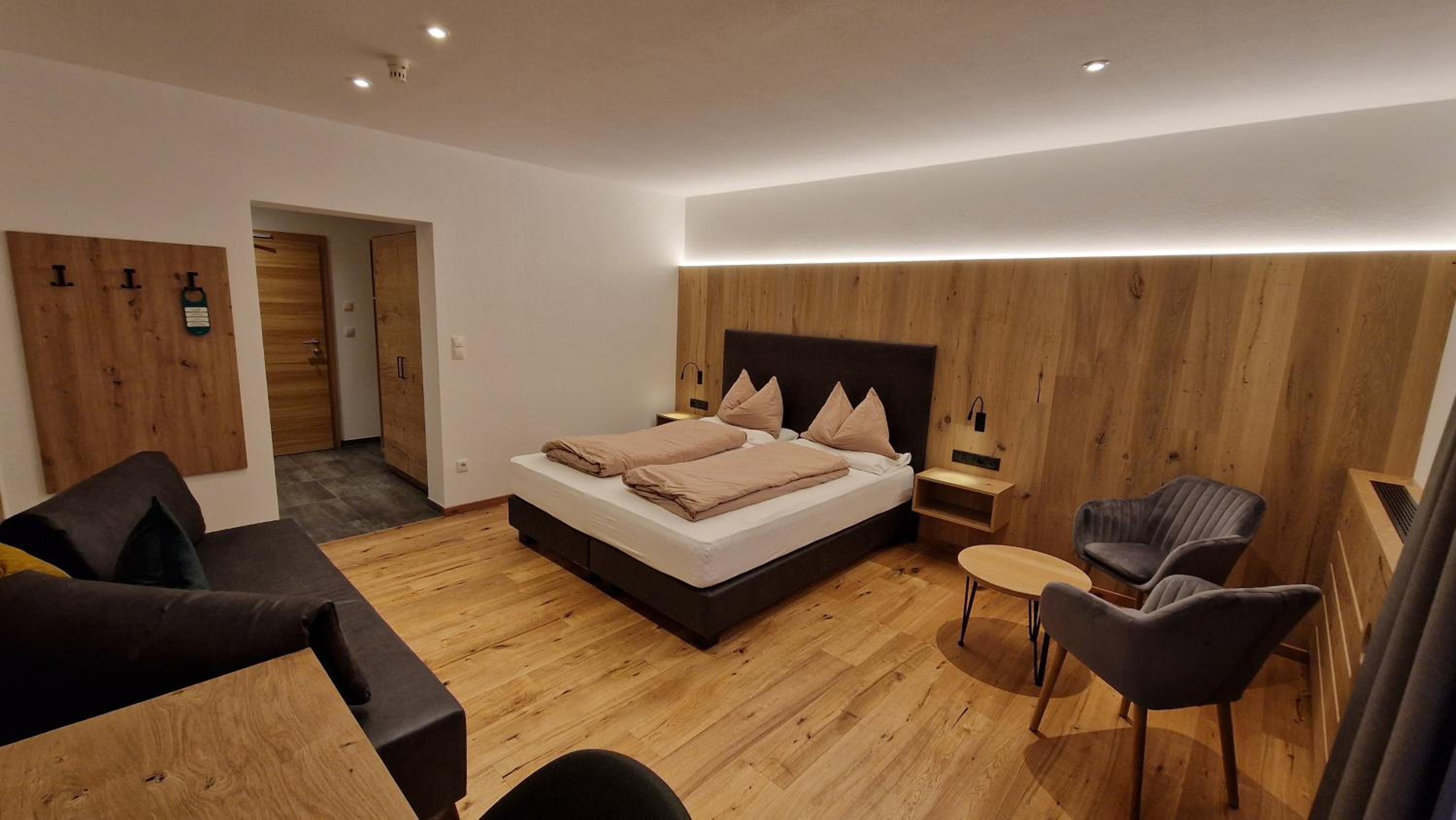 Double Room - Photo 1