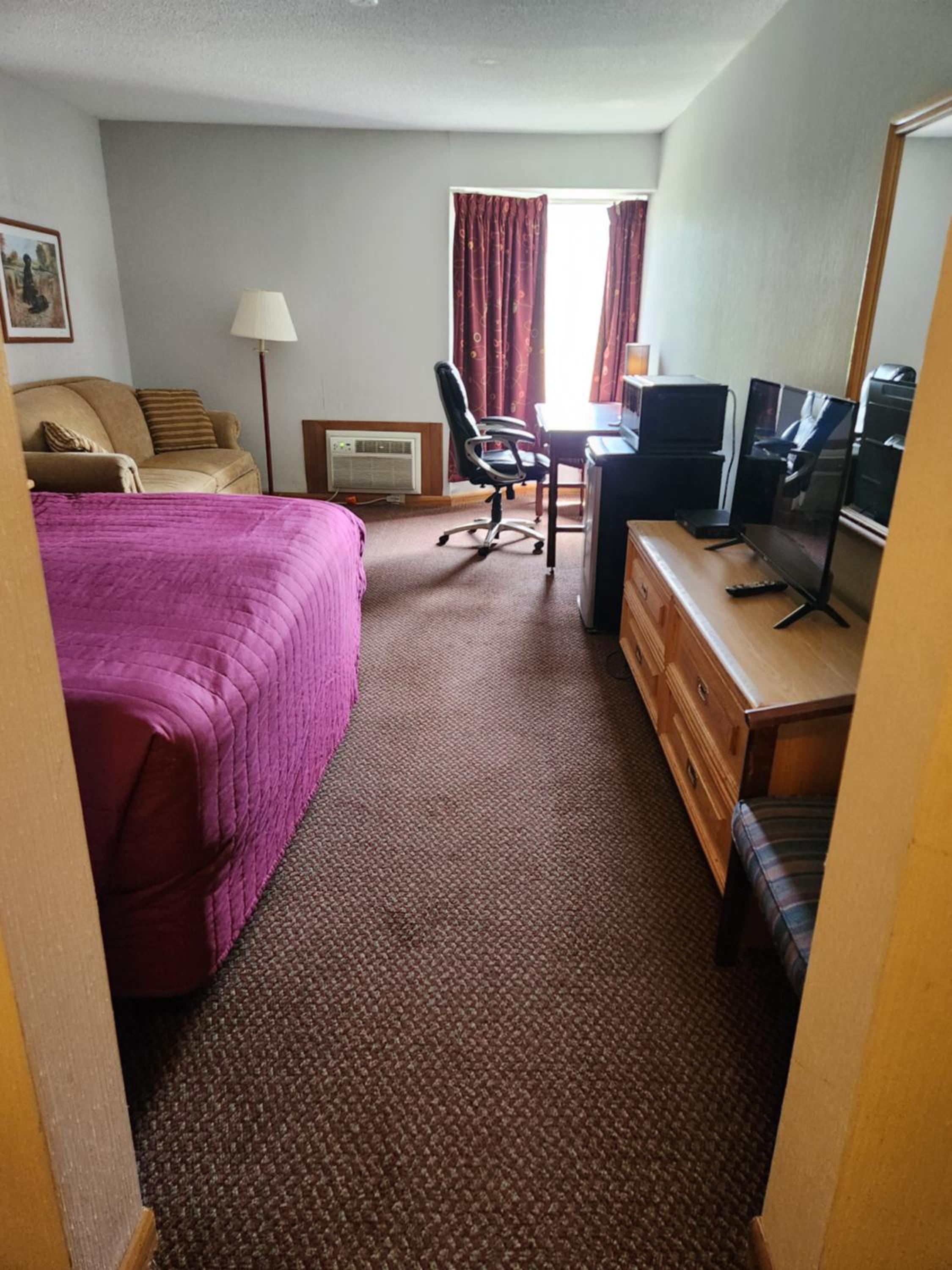 Deluxe King Room photo 2