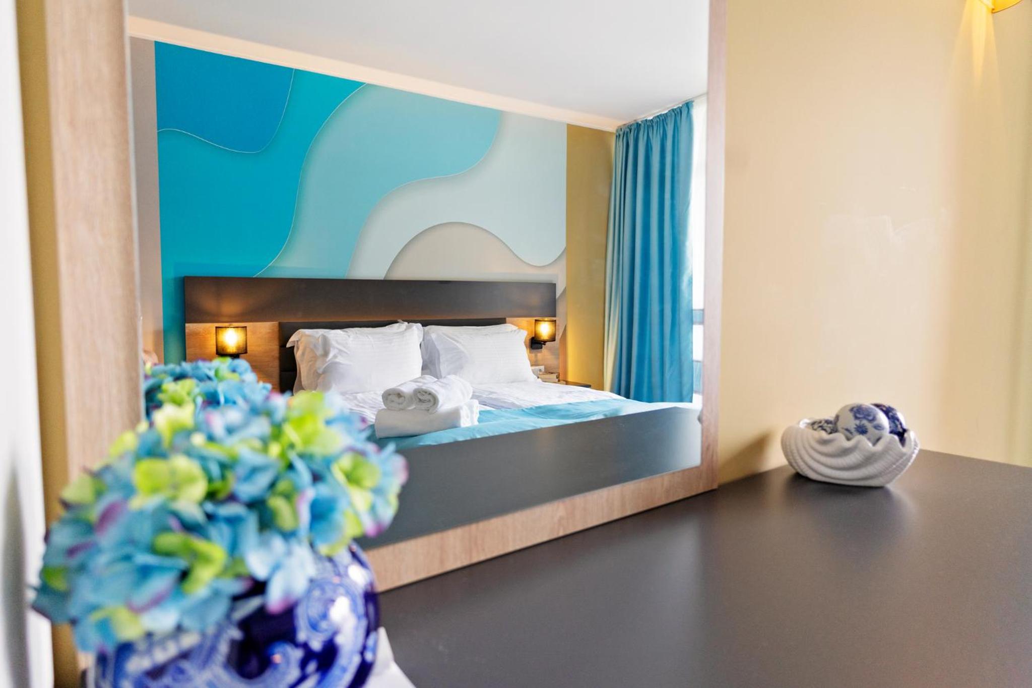 Large Double Room photo 2