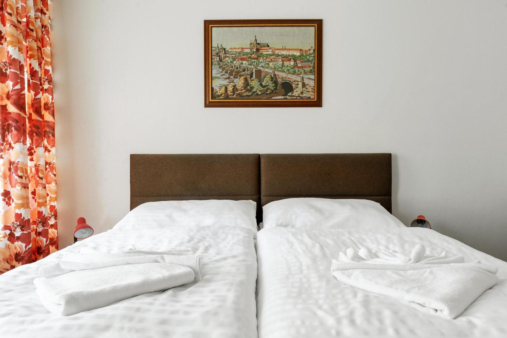 Economy Double Room photo 2