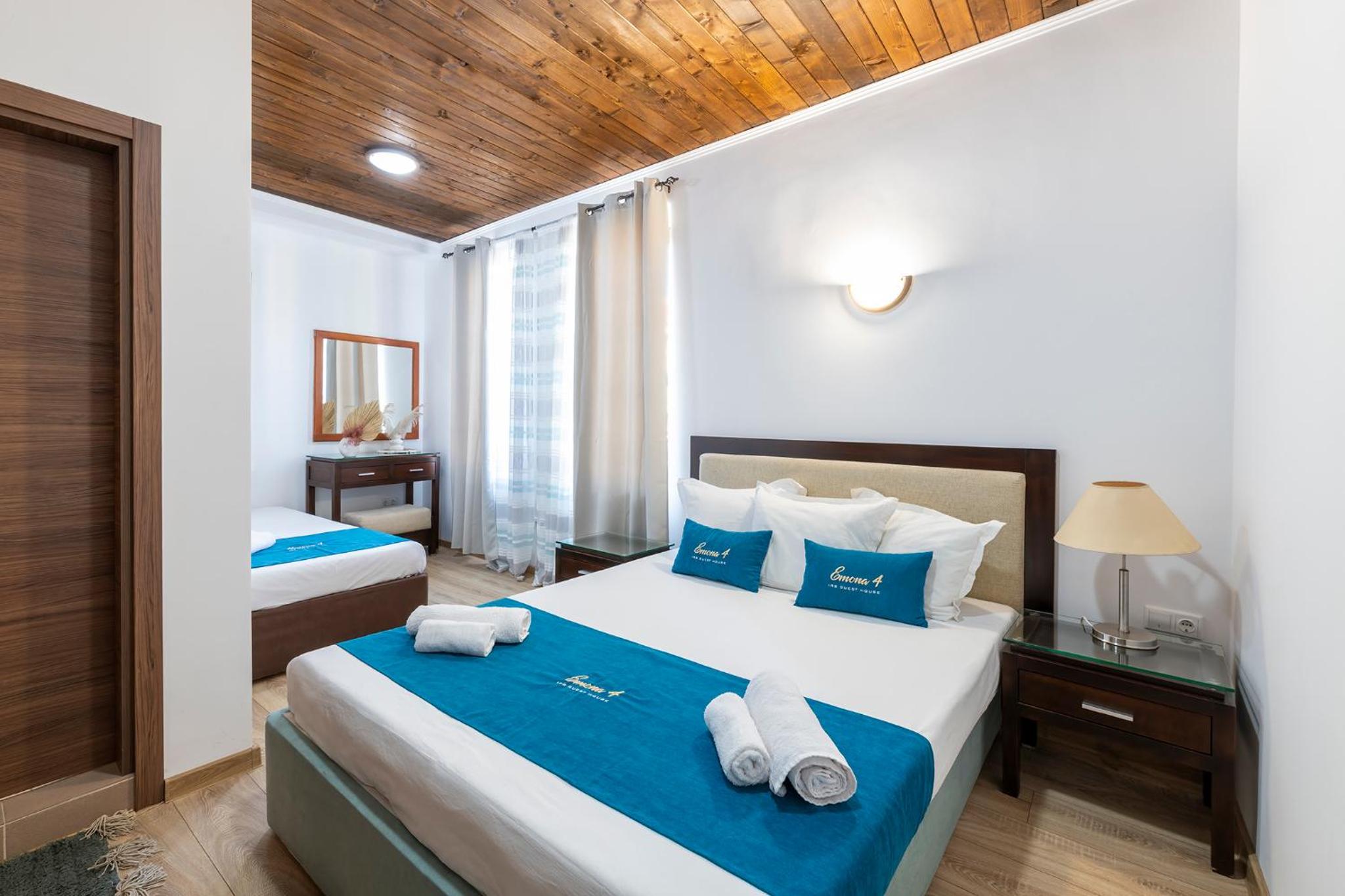 Deluxe Triple Room photo 2