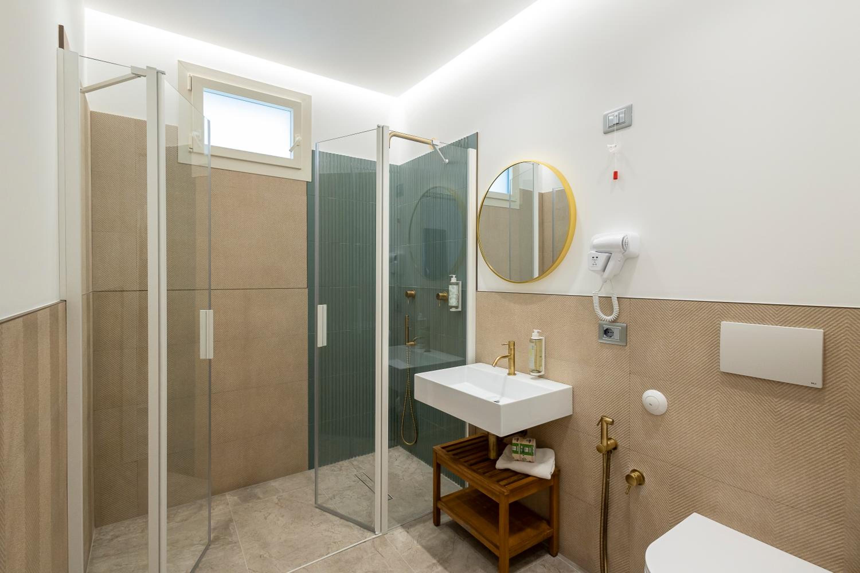 Superior Double Room with Balcony photo 2