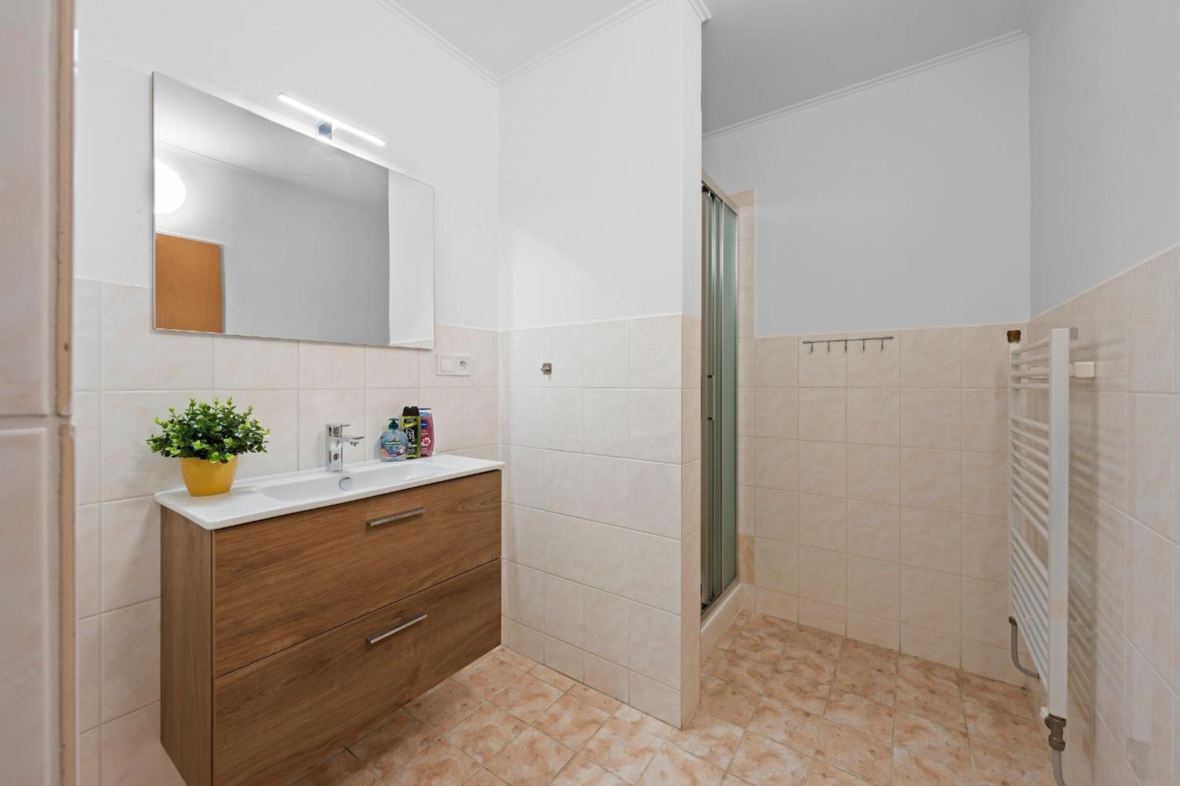 Double Room with Private Bathroom photo 3
