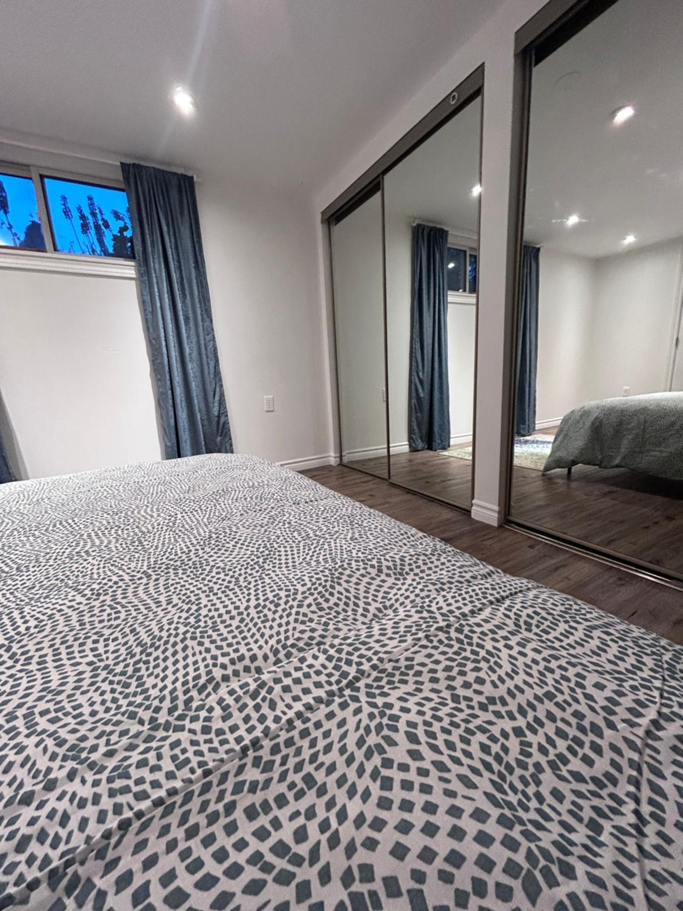 Two-Bedroom House photo 2