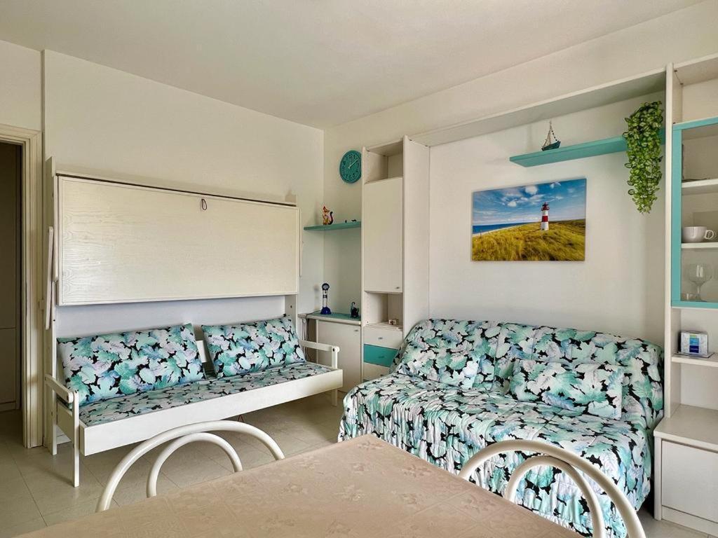 Apartment With Sea View photo 3