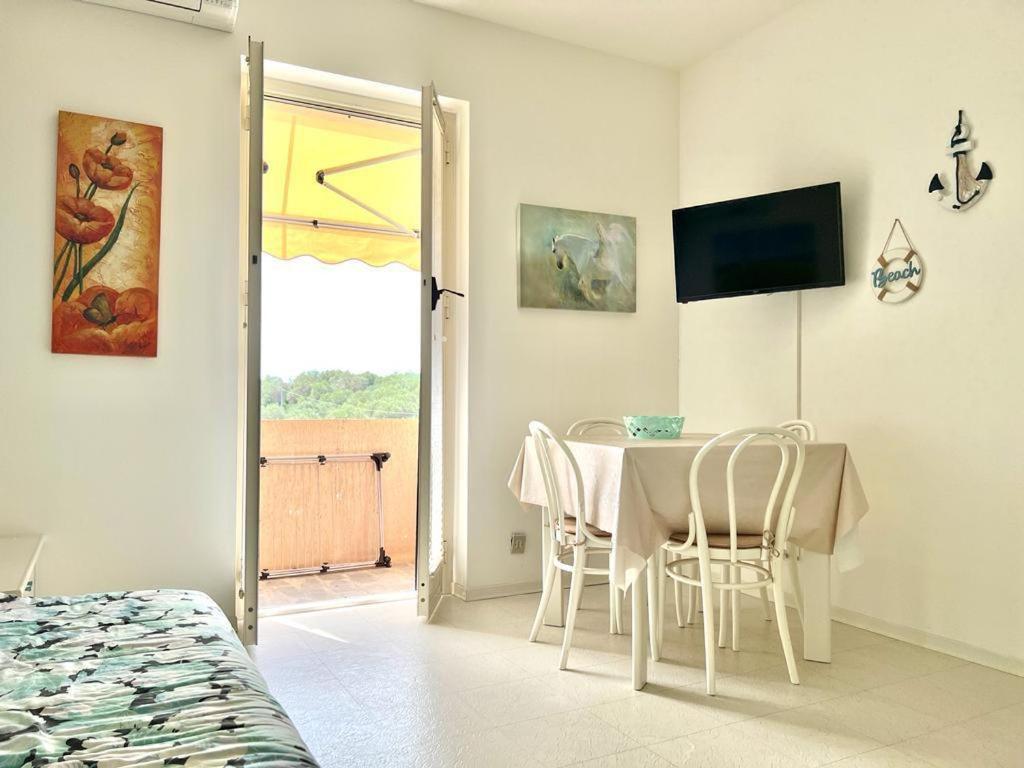 Apartment With Sea View photo 1