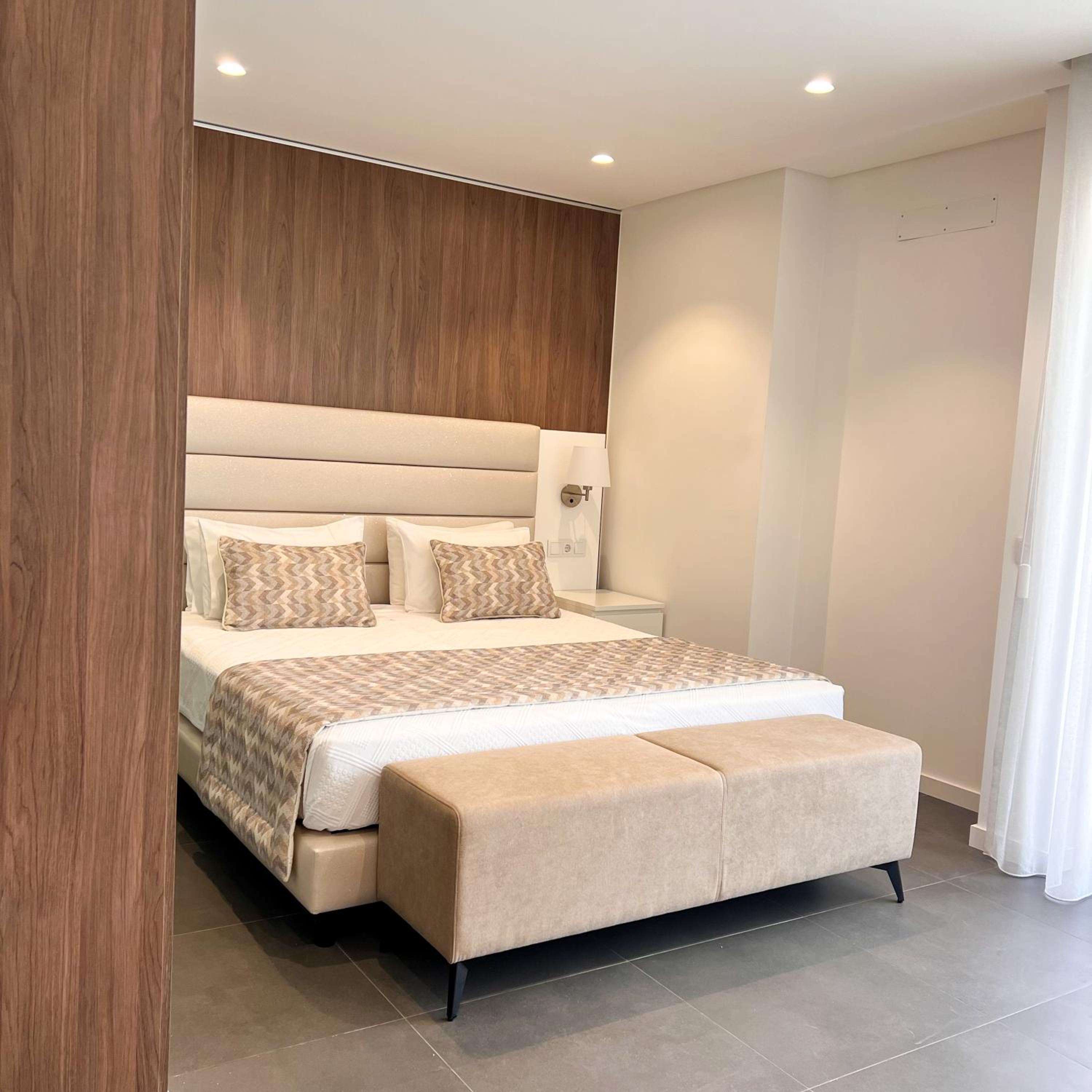 Deluxe Twin Room - Photo 1