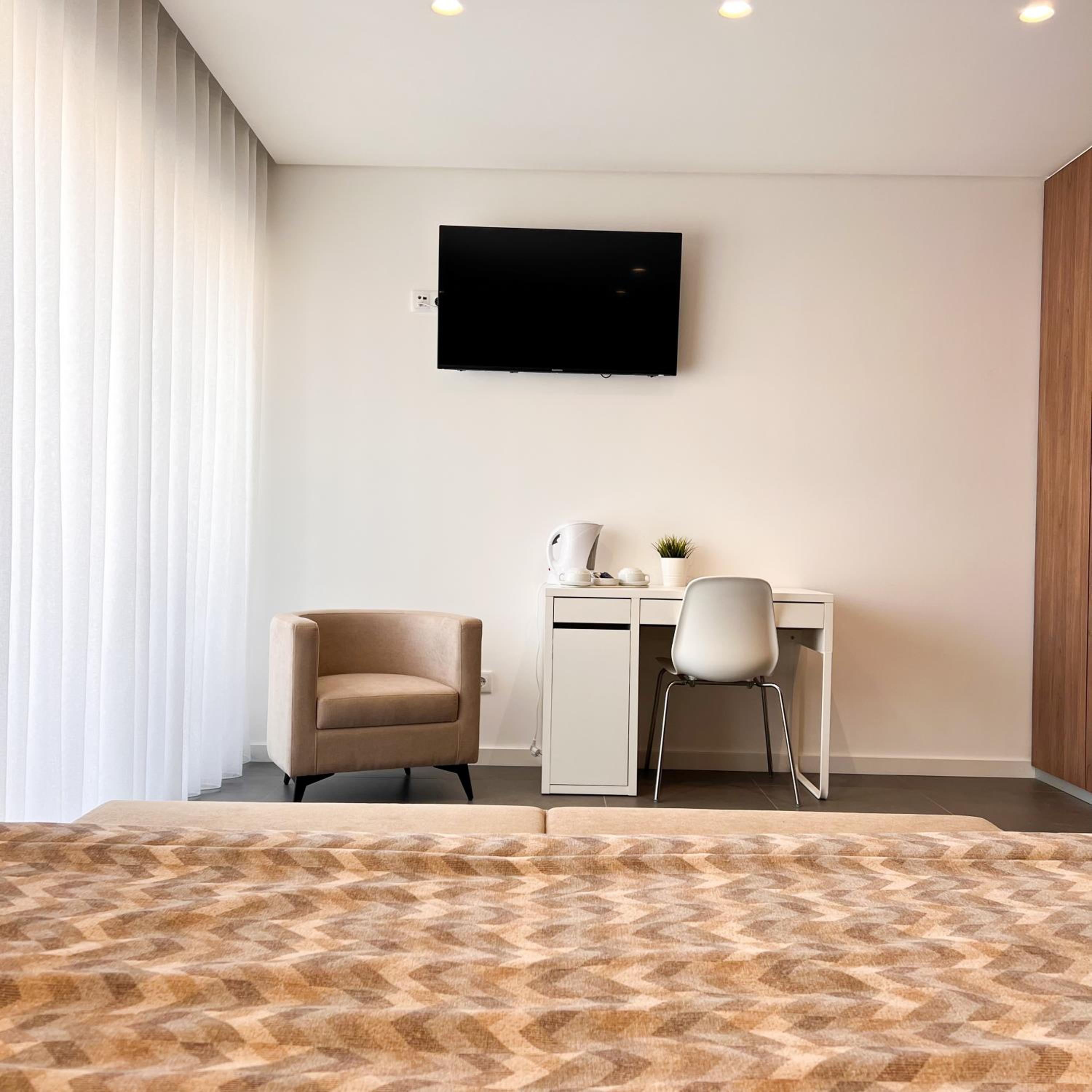 Deluxe Twin Room - Photo 4