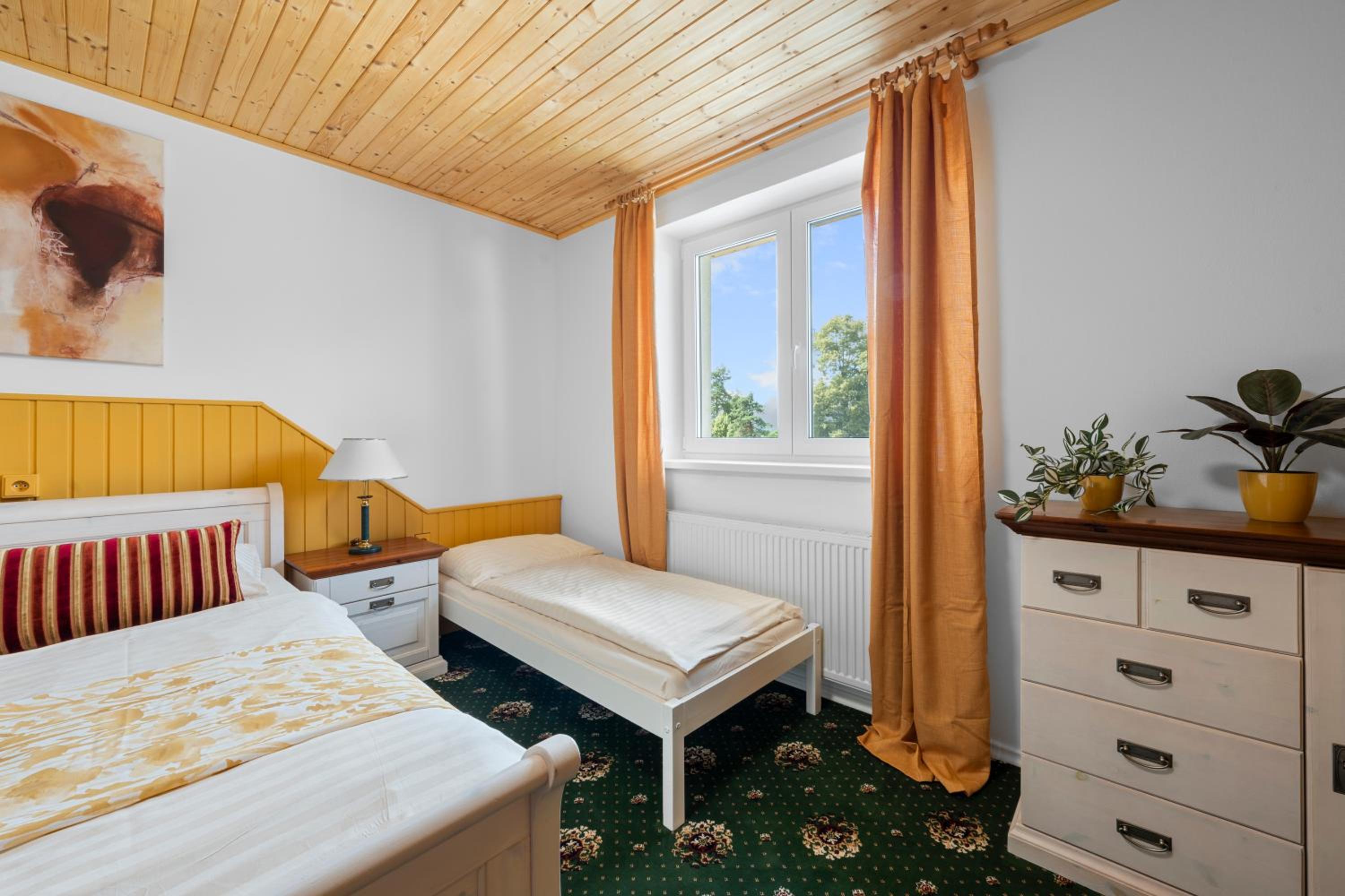 Triple Room with Private Bathroom photo 2