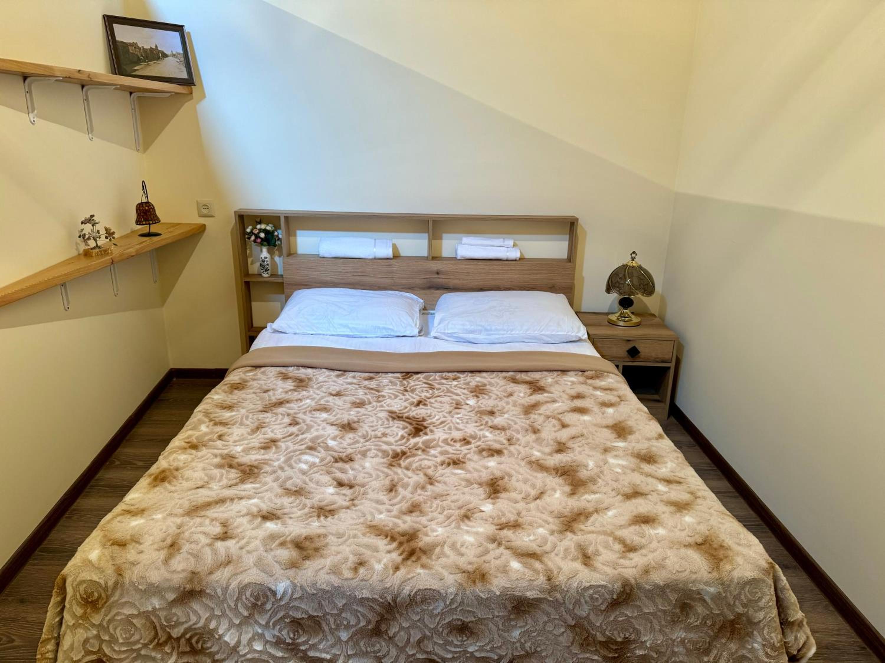 Two-Bedroom House photo 2